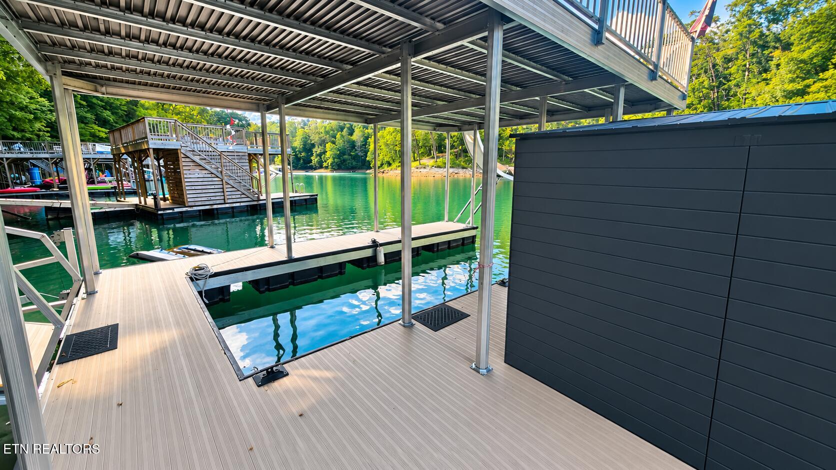133 Pool Drive Lafollette TN 37766