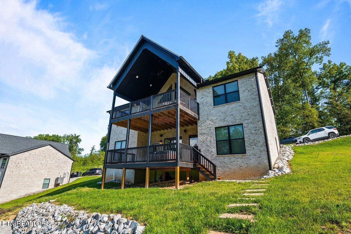 133 Pool Drive Lafollette TN 37766
