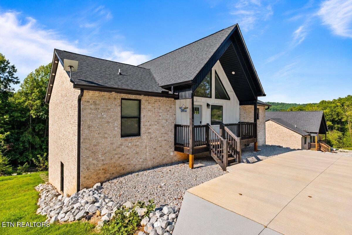133 Pool Drive Lafollette TN 37766