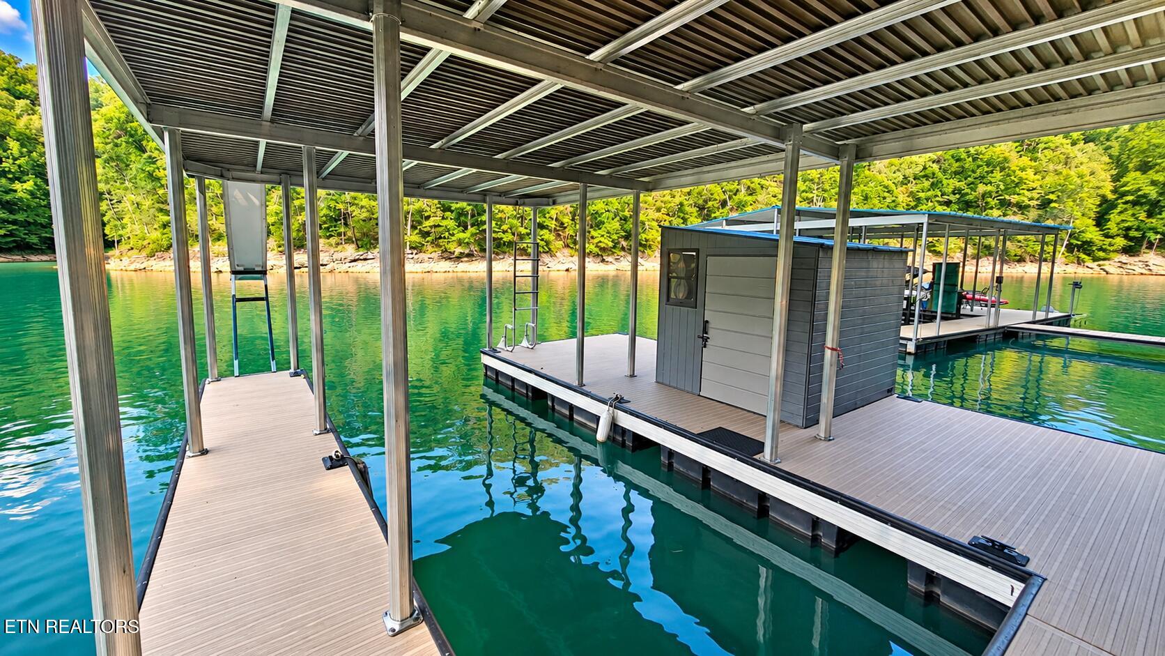 133 Pool Drive Lafollette TN 37766