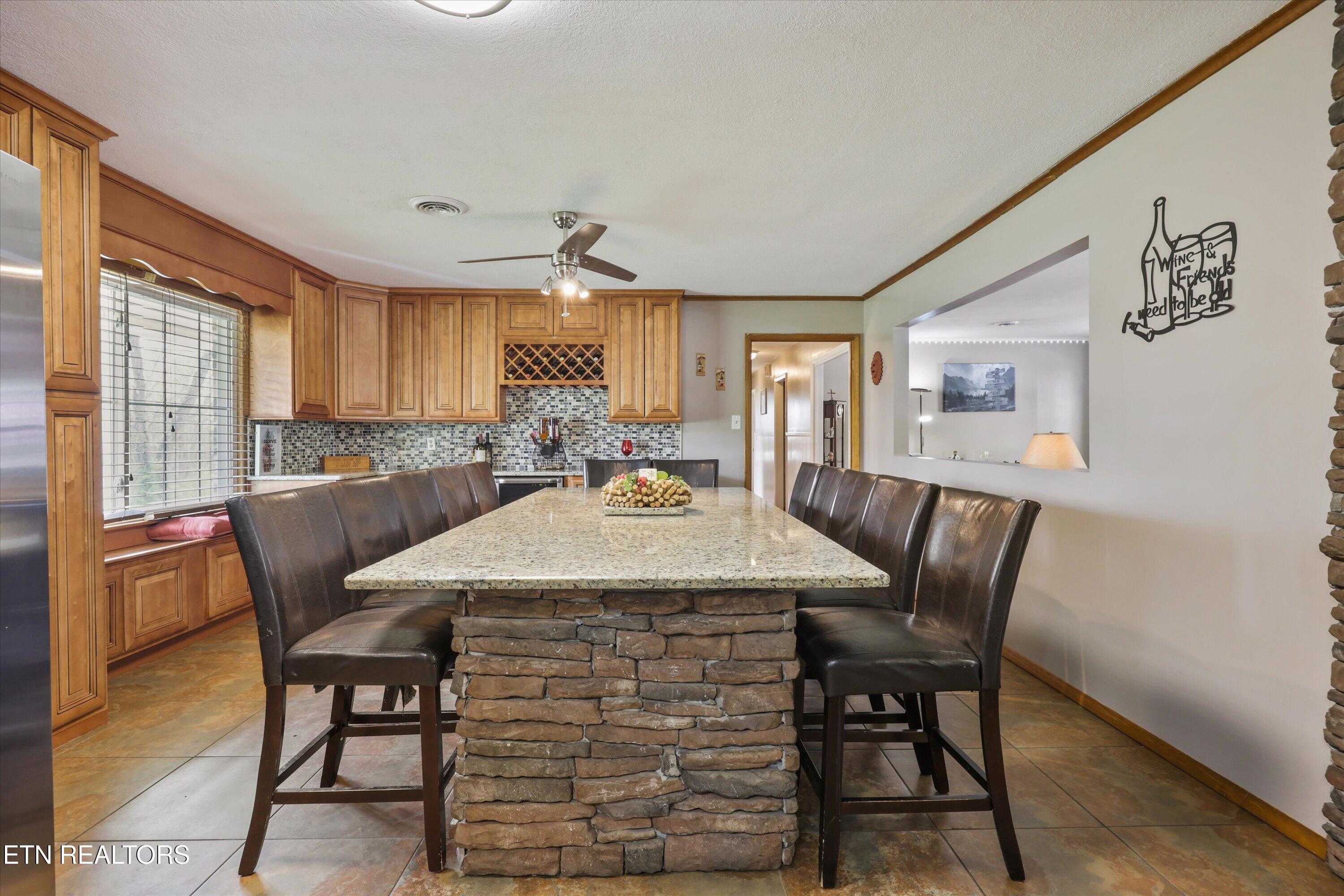 18165 E Highway 11 Lenoir City TN 37772