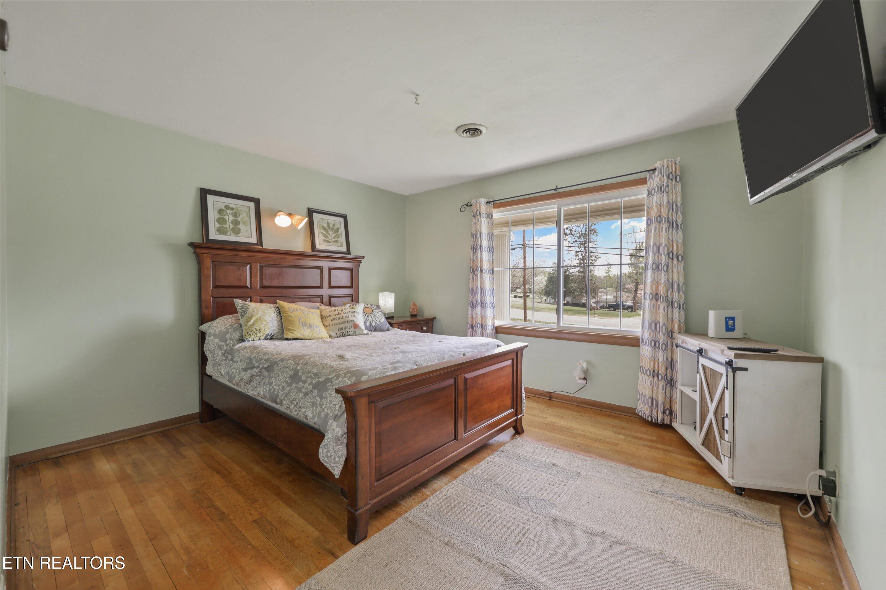 18165 E Highway 11 Lenoir City TN 37772