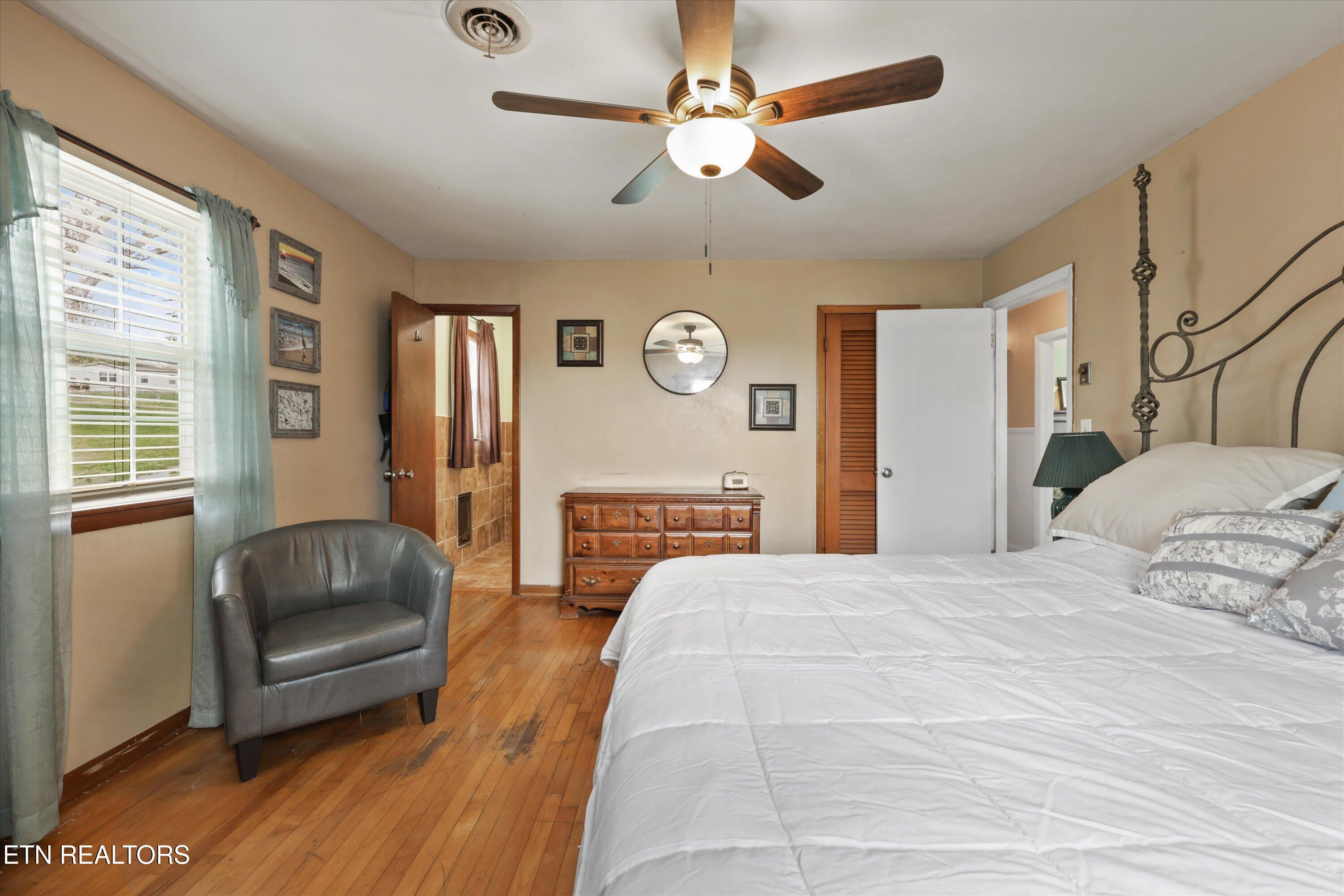 18165 E Highway 11 Lenoir City TN 37772