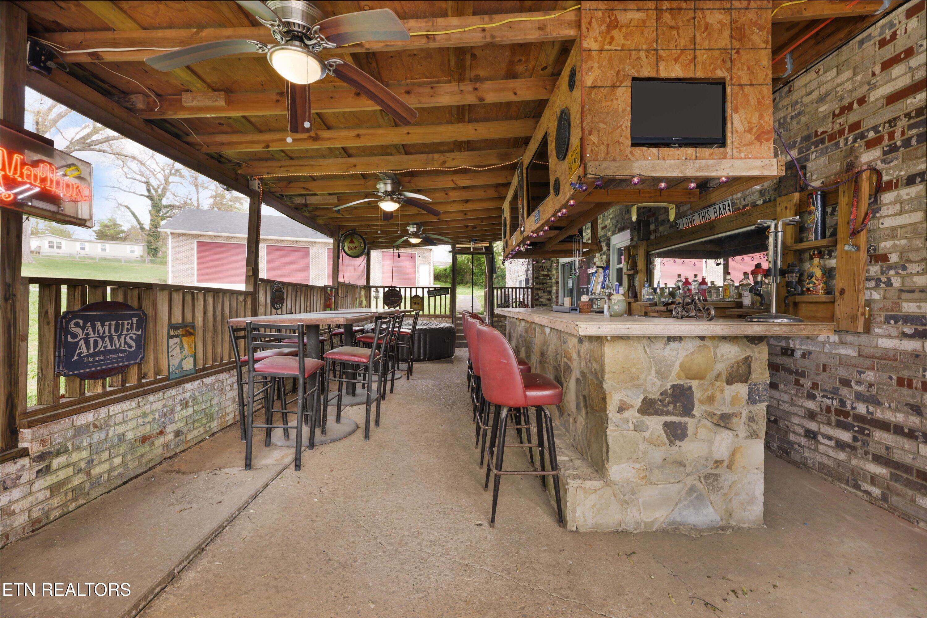 18165 E Highway 11 Lenoir City TN 37772