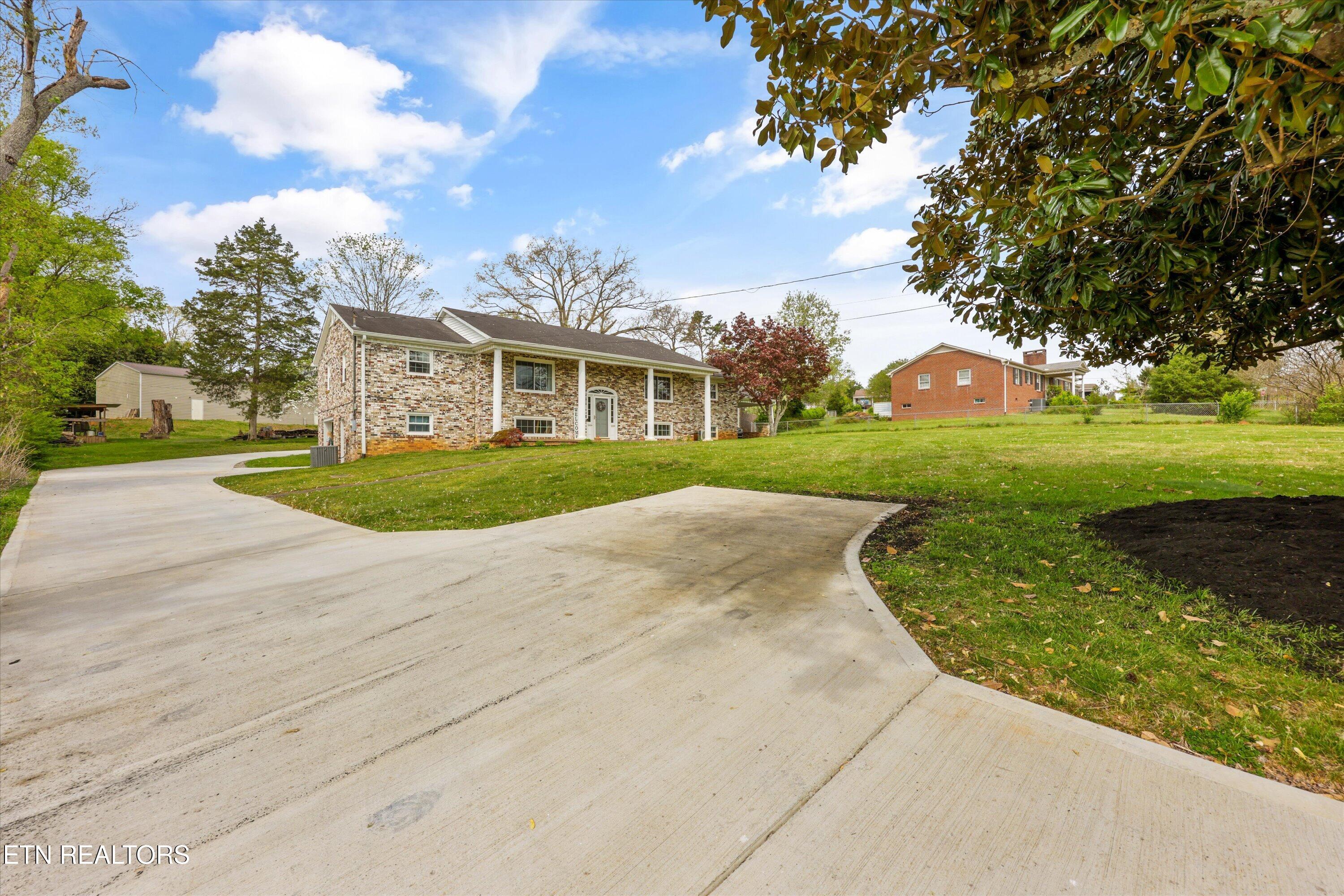 18165 E Highway 11 Lenoir City TN 37772
