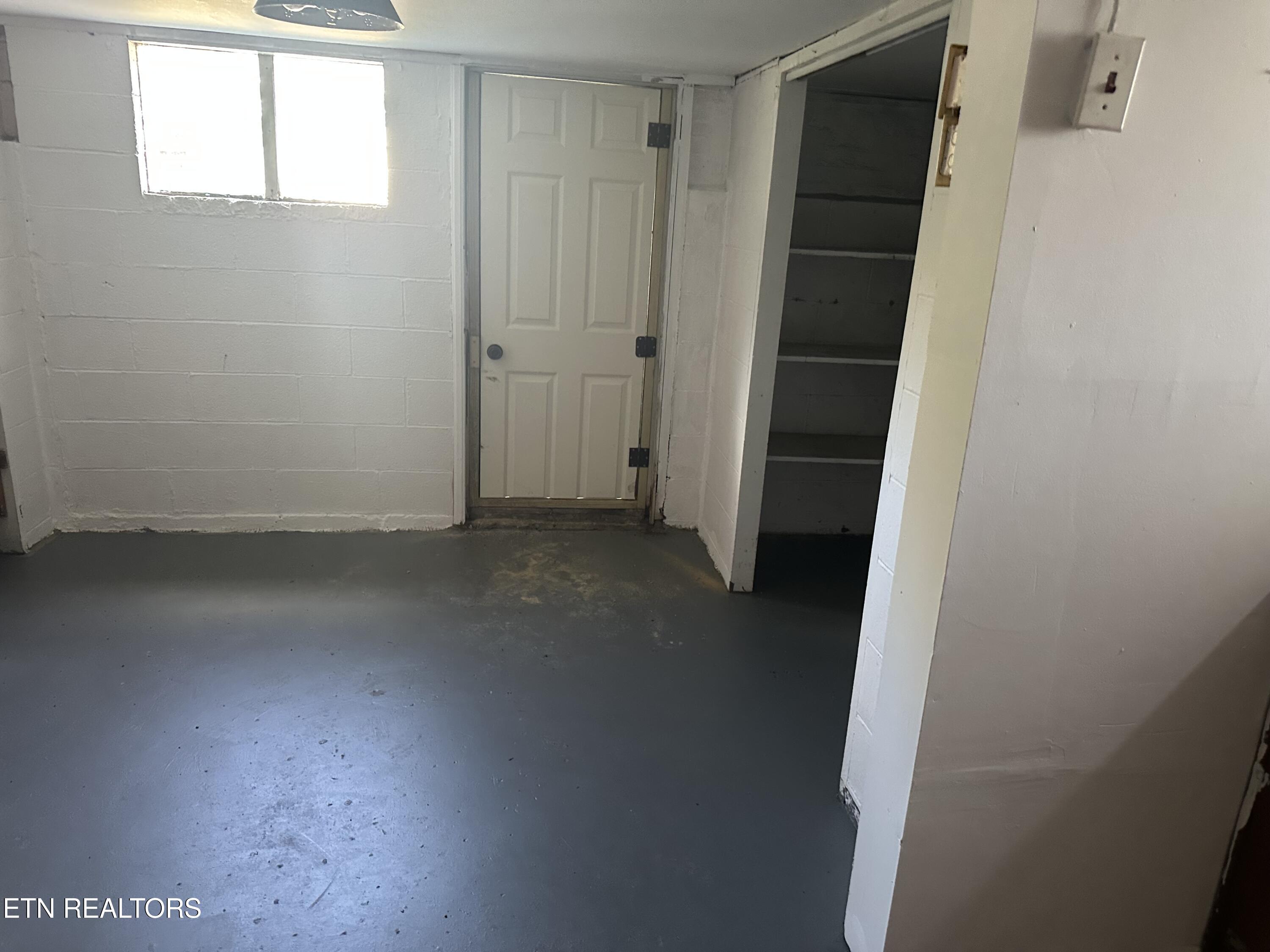 517 E Central Avenue Lafollette TN 37766