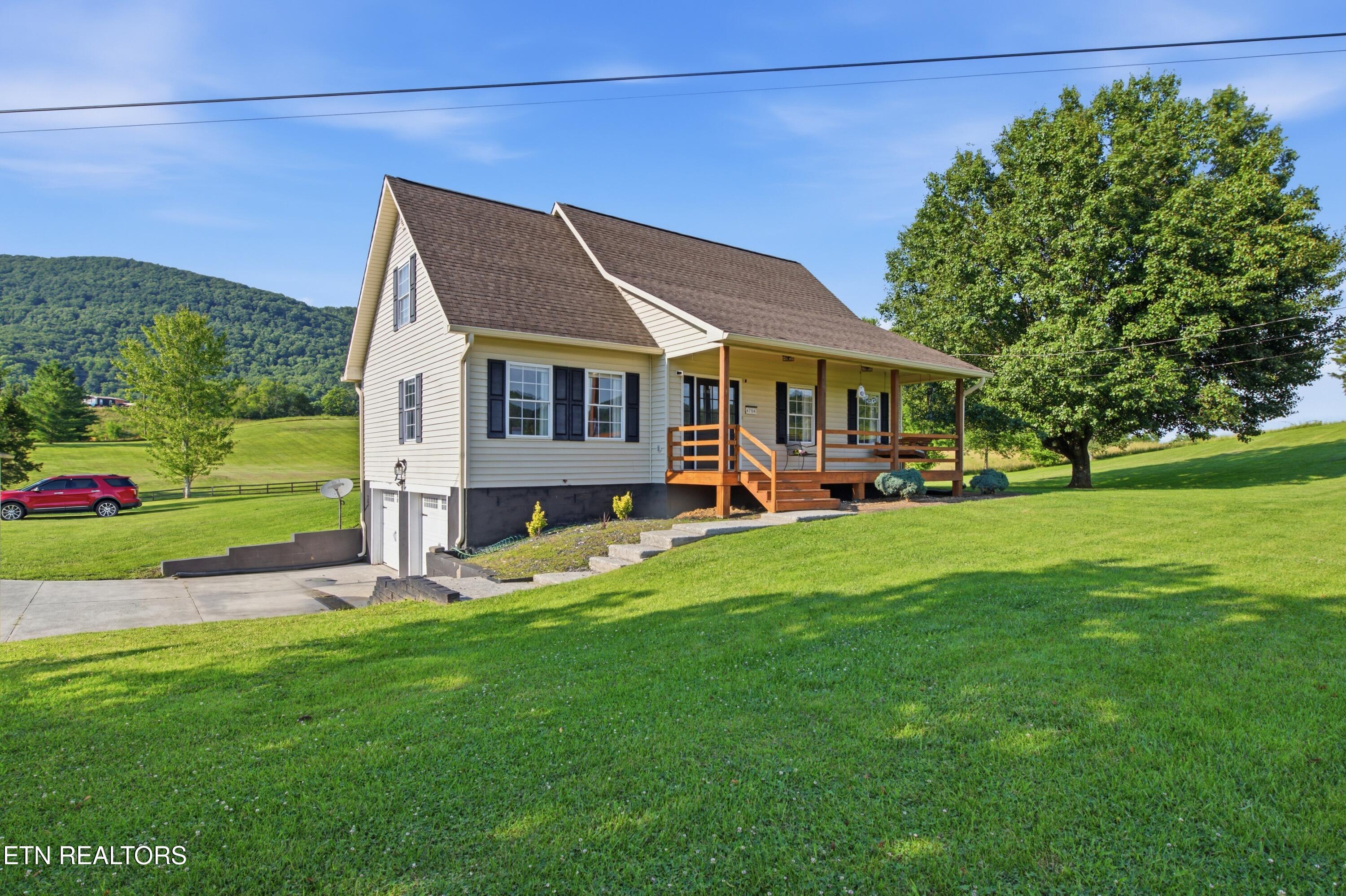 4784 Old Highway 63 Speedwell TN 37870