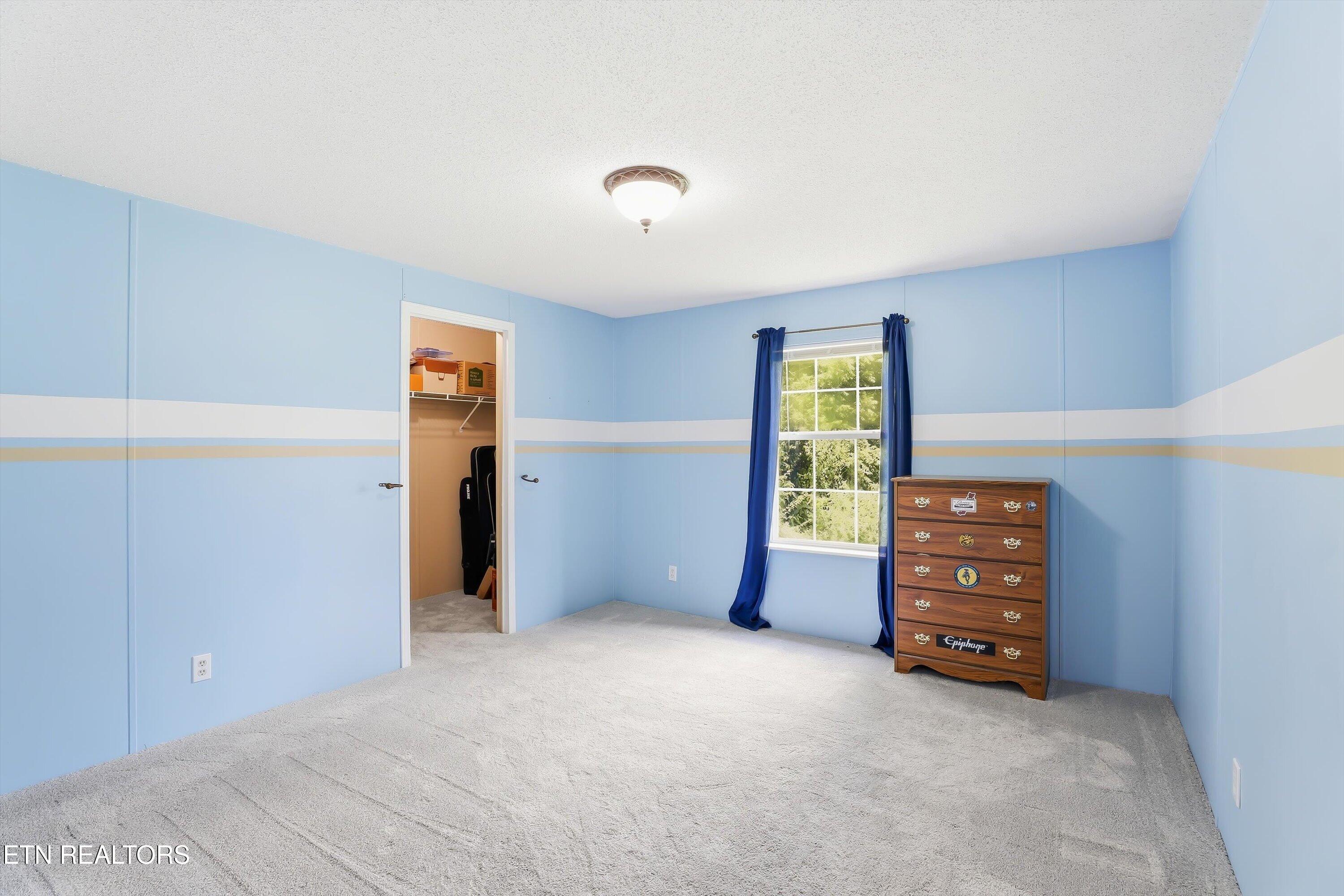 709 S Farnum Street Friendsville TN 37737