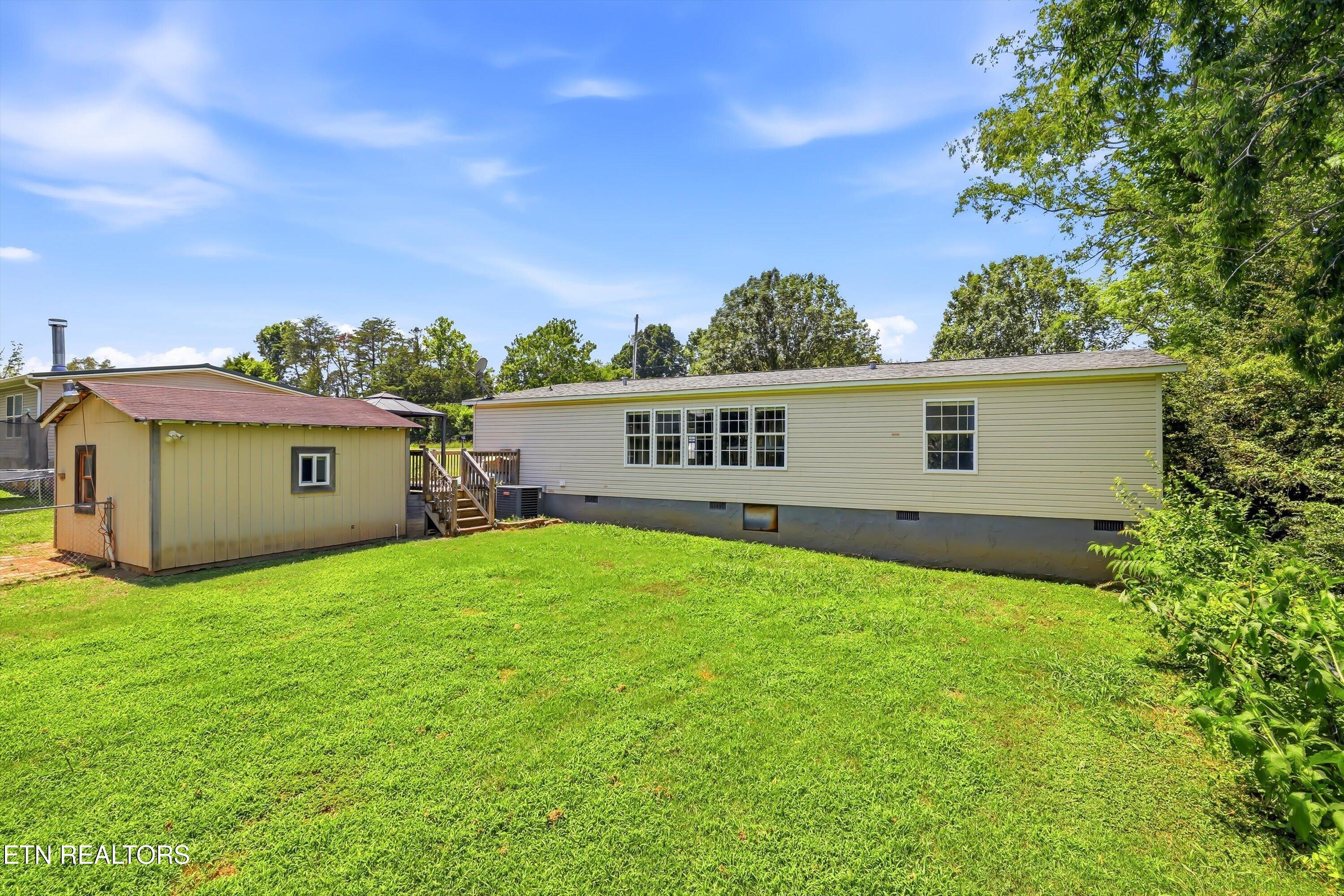 709 S Farnum Street Friendsville TN 37737