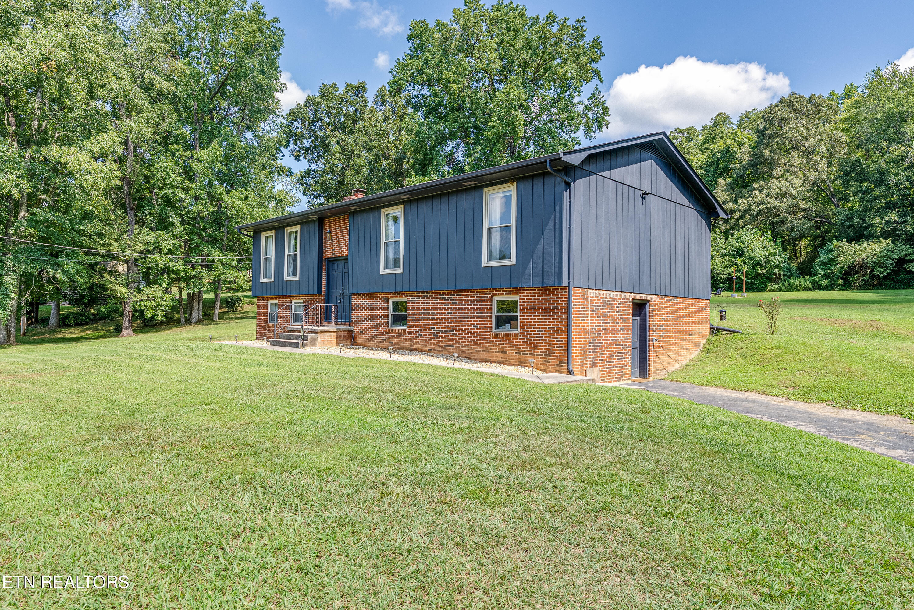 1519 Shadowood Drive Maryville TN 37803