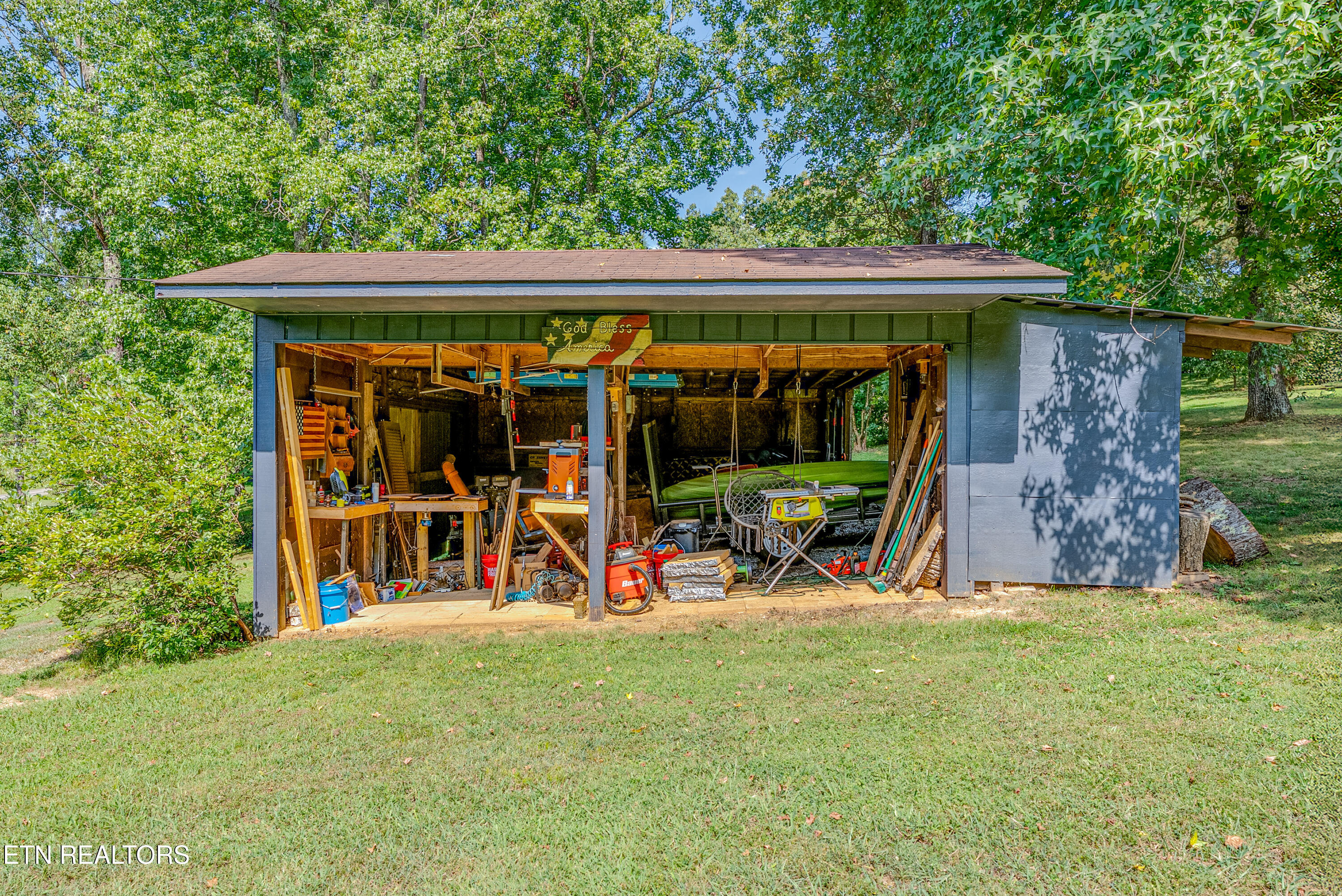 1519 Shadowood Drive Maryville TN 37803