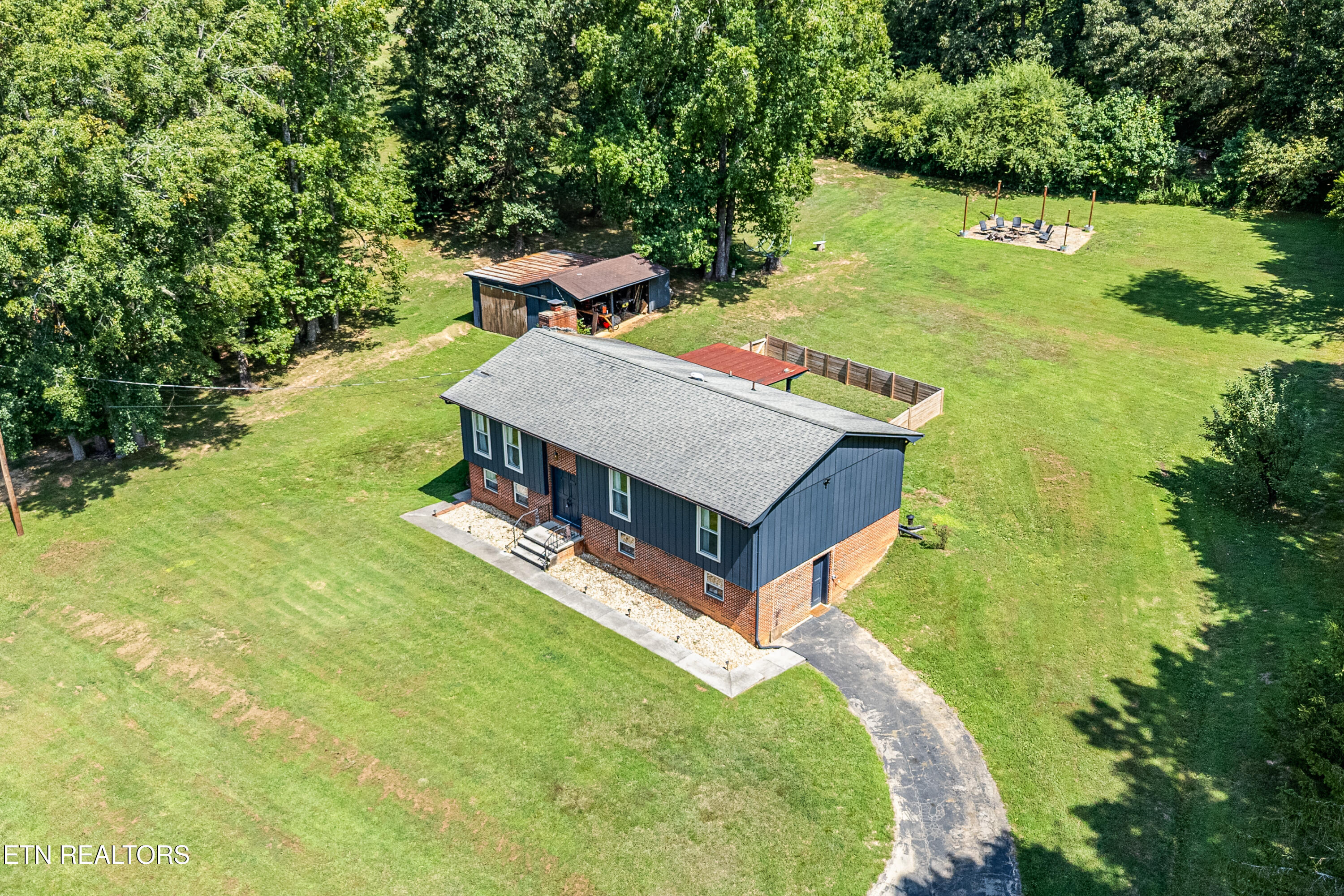 1519 Shadowood Drive Maryville TN 37803