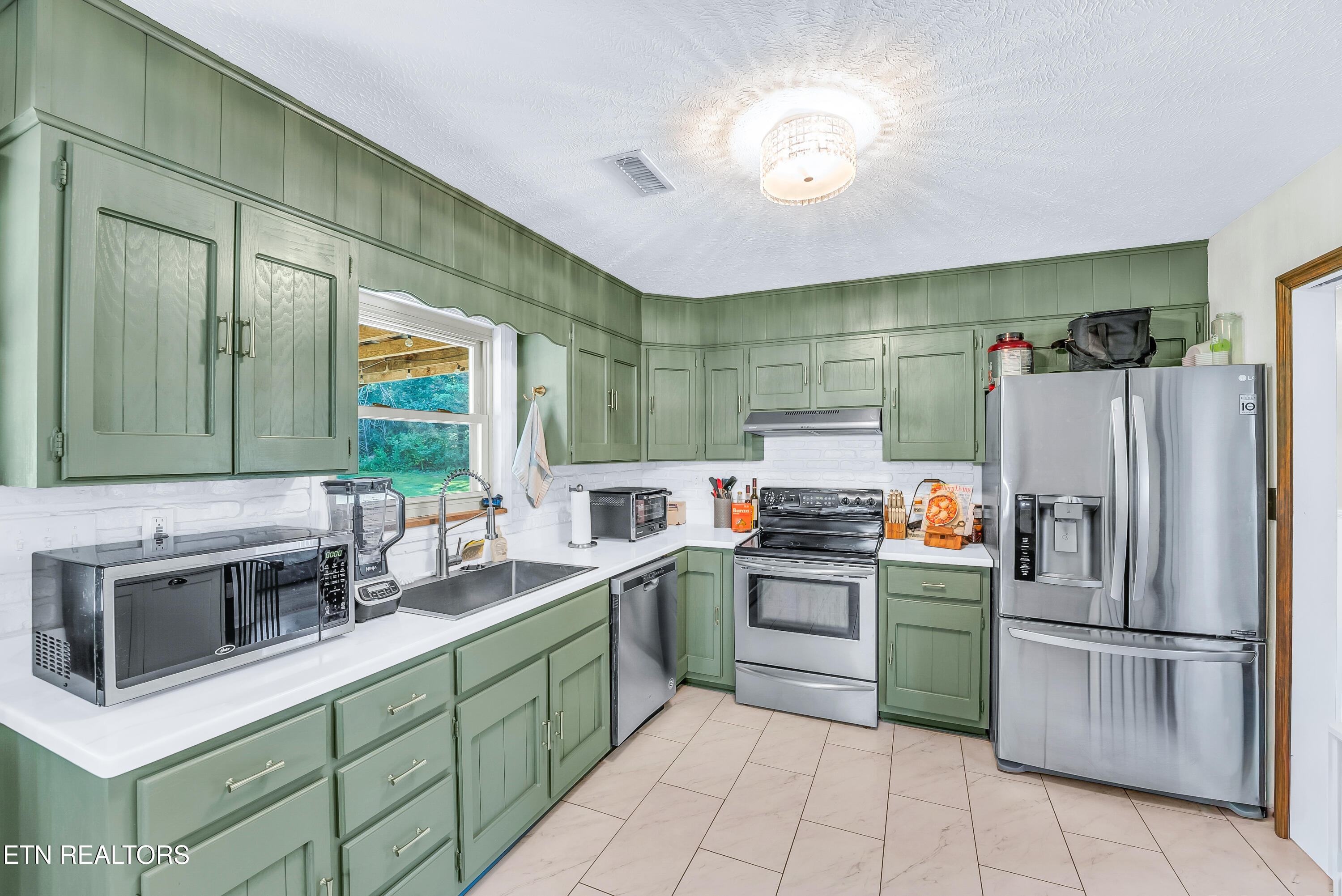 1519 Shadowood Drive Maryville TN 37803