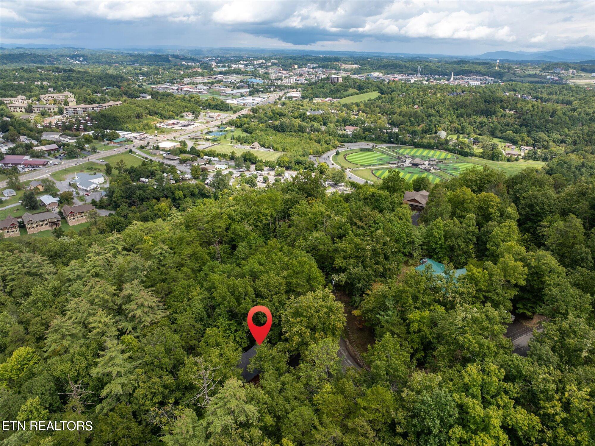 3342 Twin City Way Pigeon Forge TN 37863