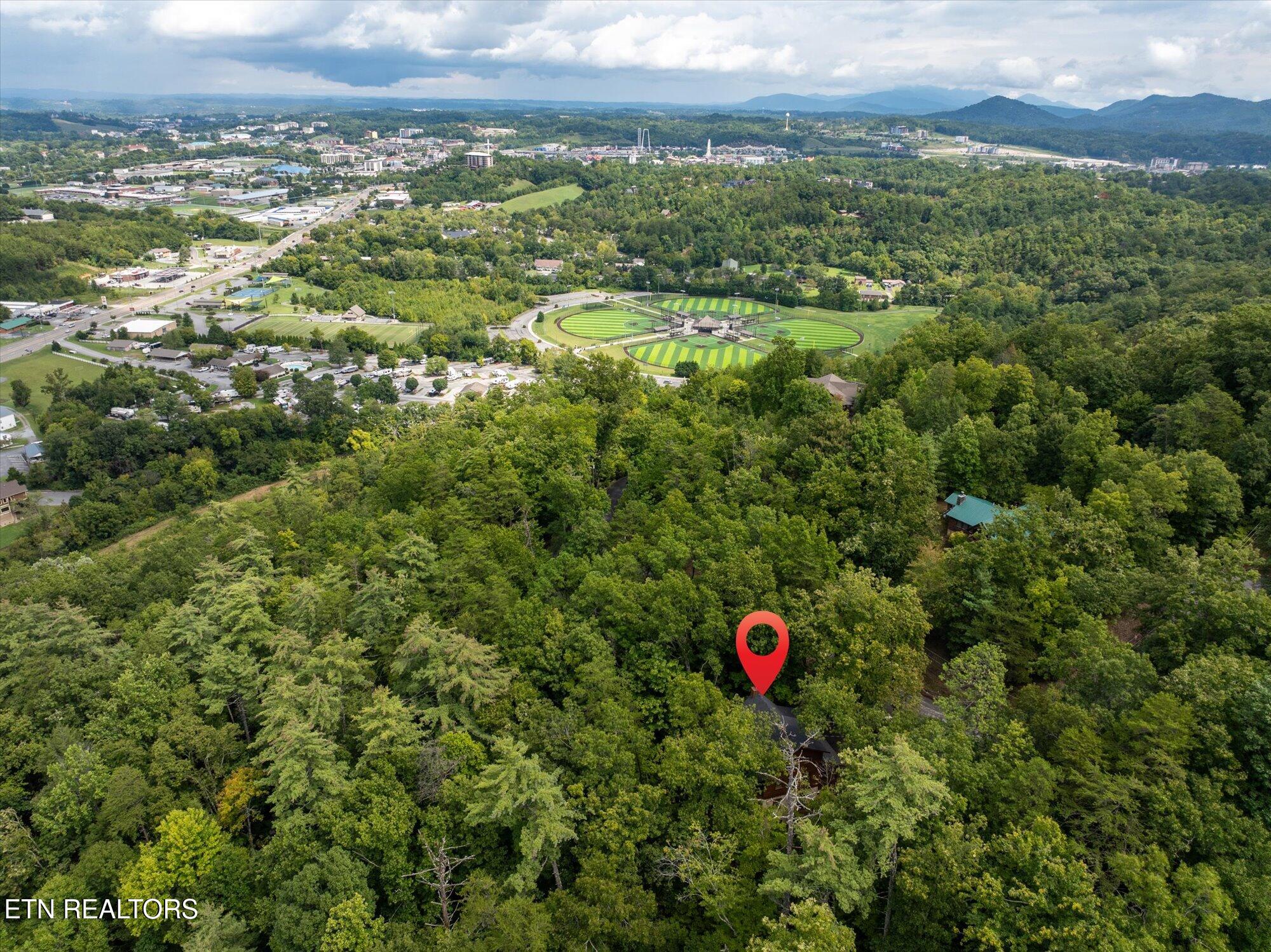 3342 Twin City Way Pigeon Forge TN 37863