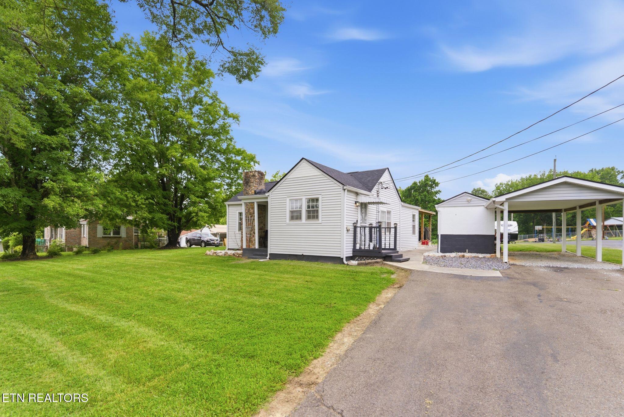 9207 Strawberry Plains Pike Strawberry Plains TN 37871