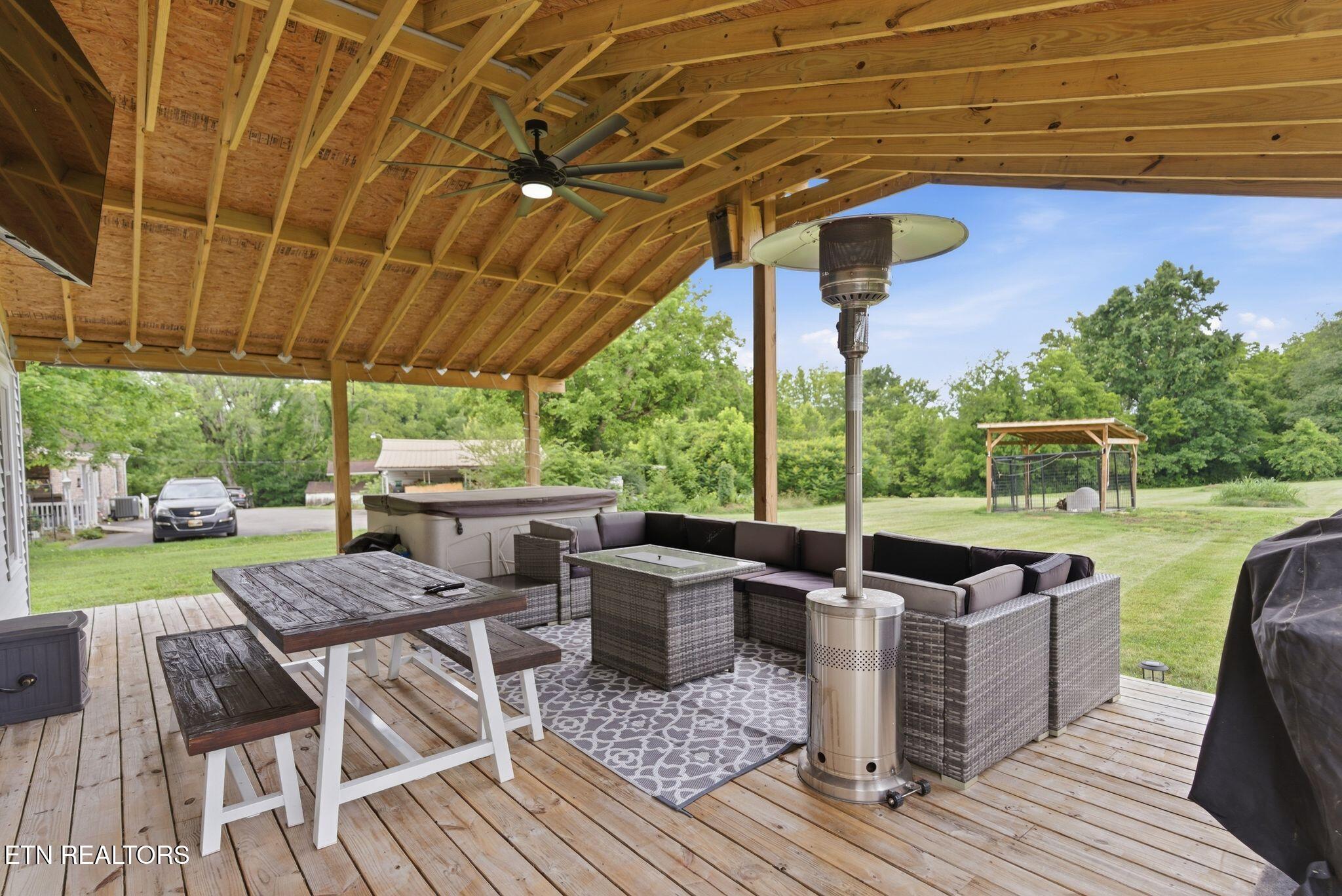 9207 Strawberry Plains Pike Strawberry Plains TN 37871