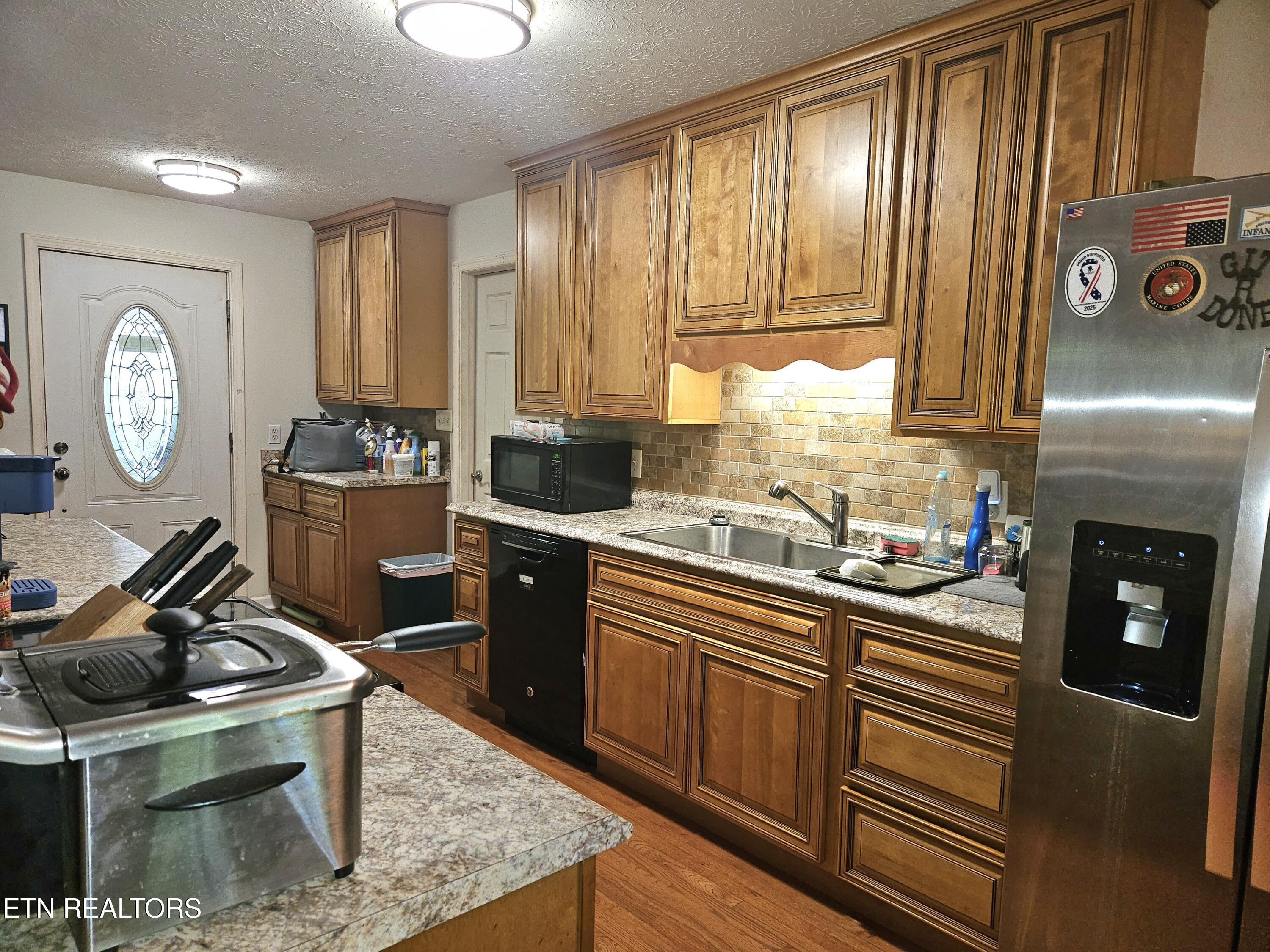 200 Sweet Lane Clinton TN 37716
