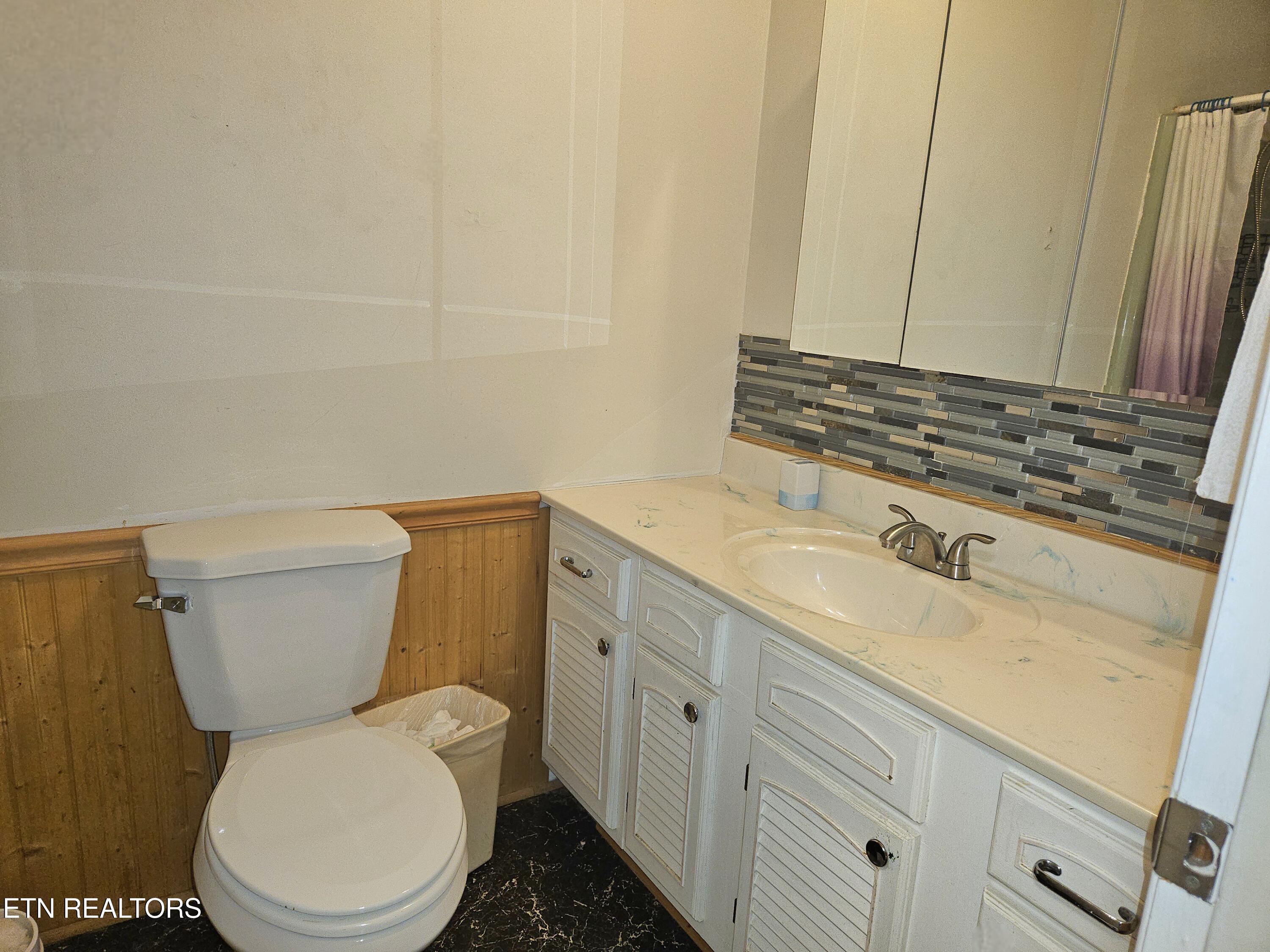 200 Sweet Lane Clinton TN 37716