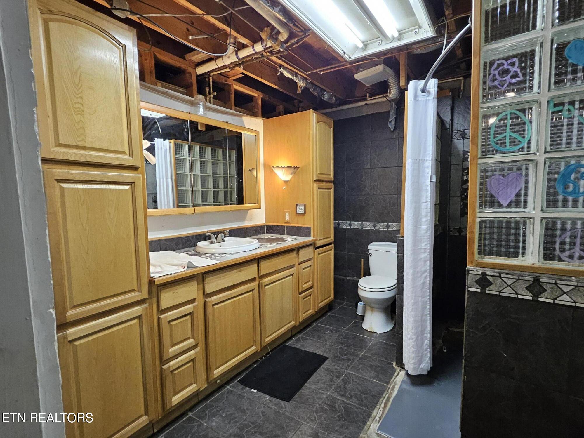 200 Sweet Lane Clinton TN 37716