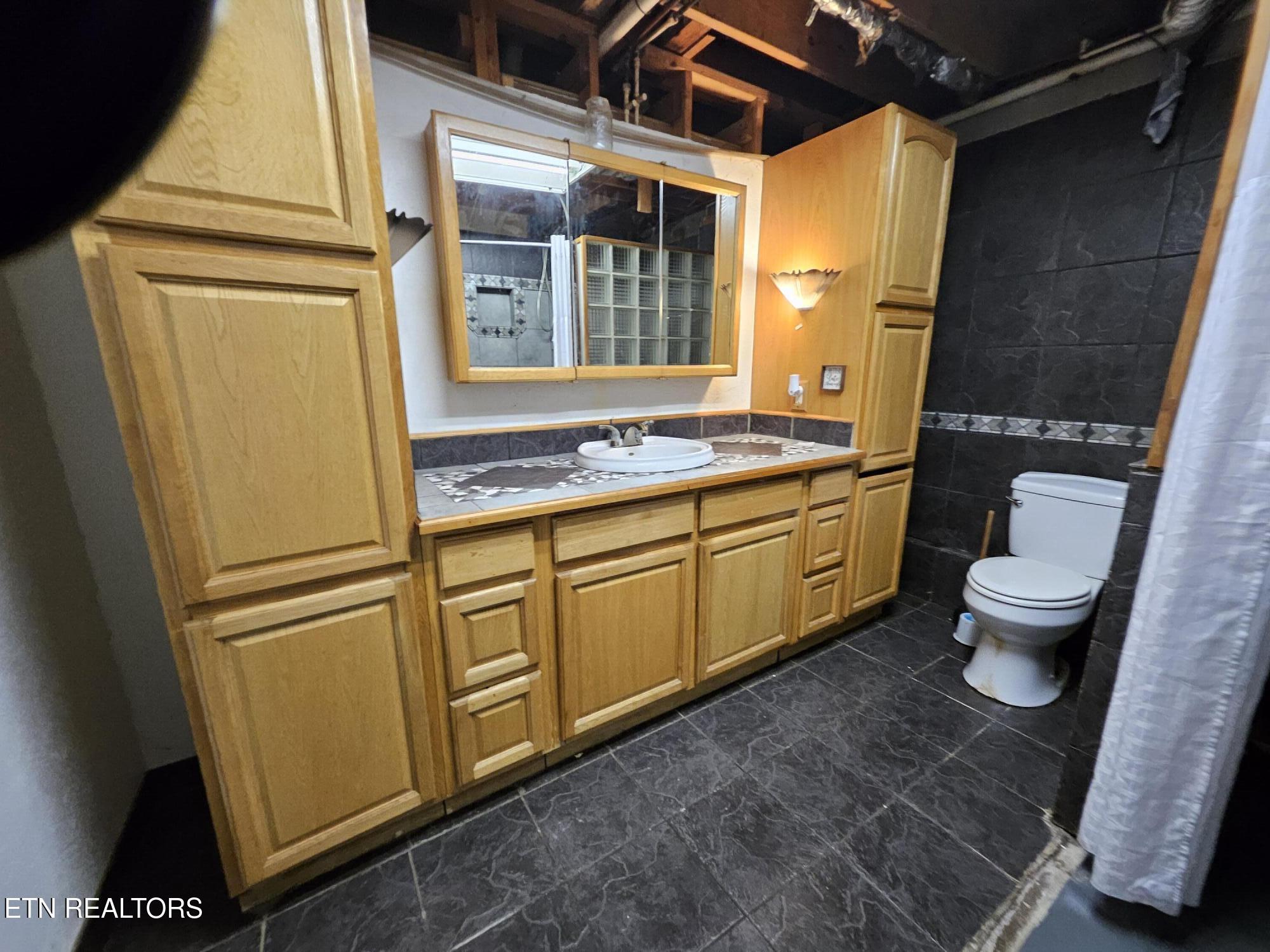 200 Sweet Lane Clinton TN 37716