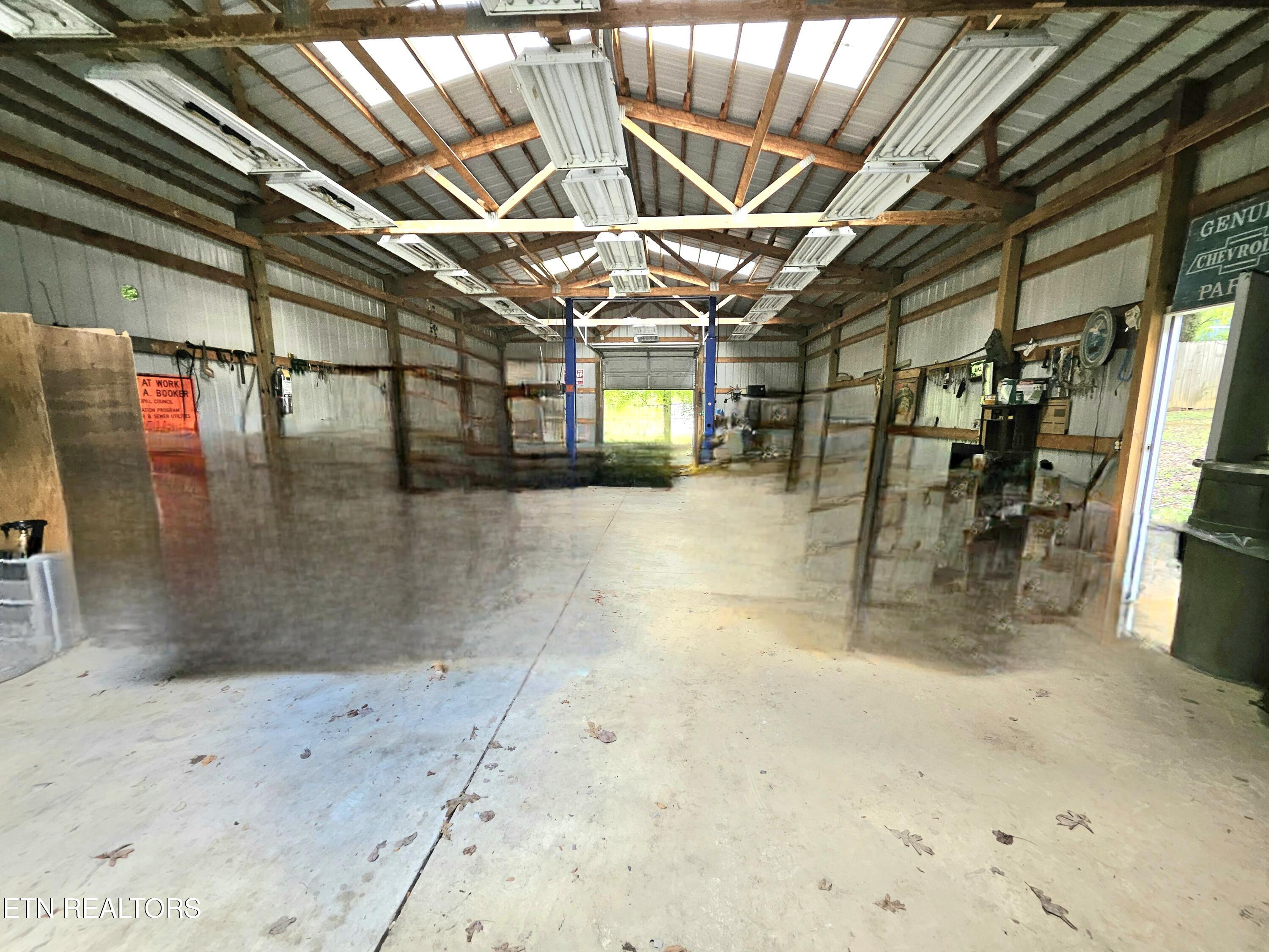200 Sweet Lane Clinton TN 37716