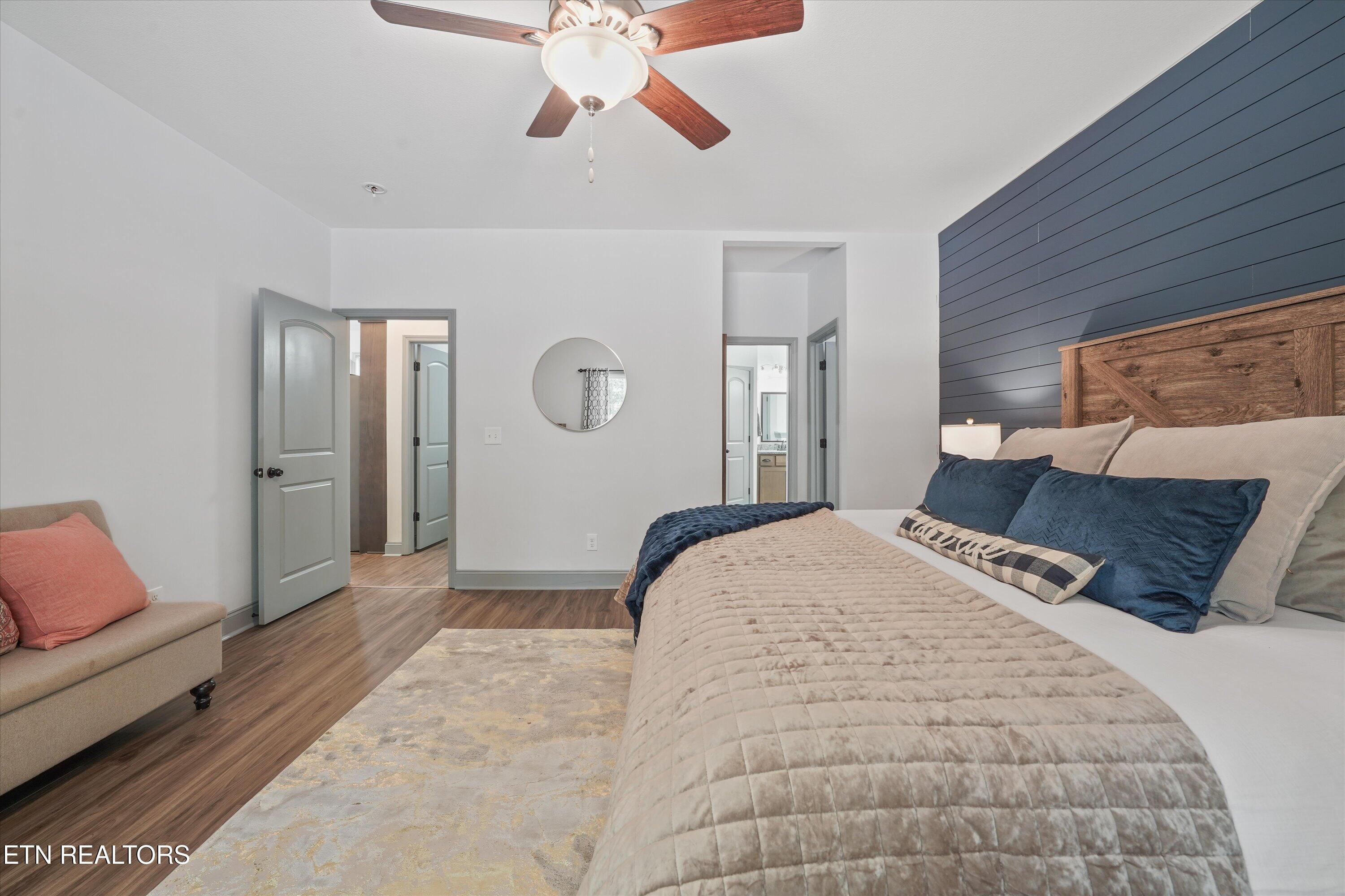 1925 Harbor Lane Dandridge TN 37725