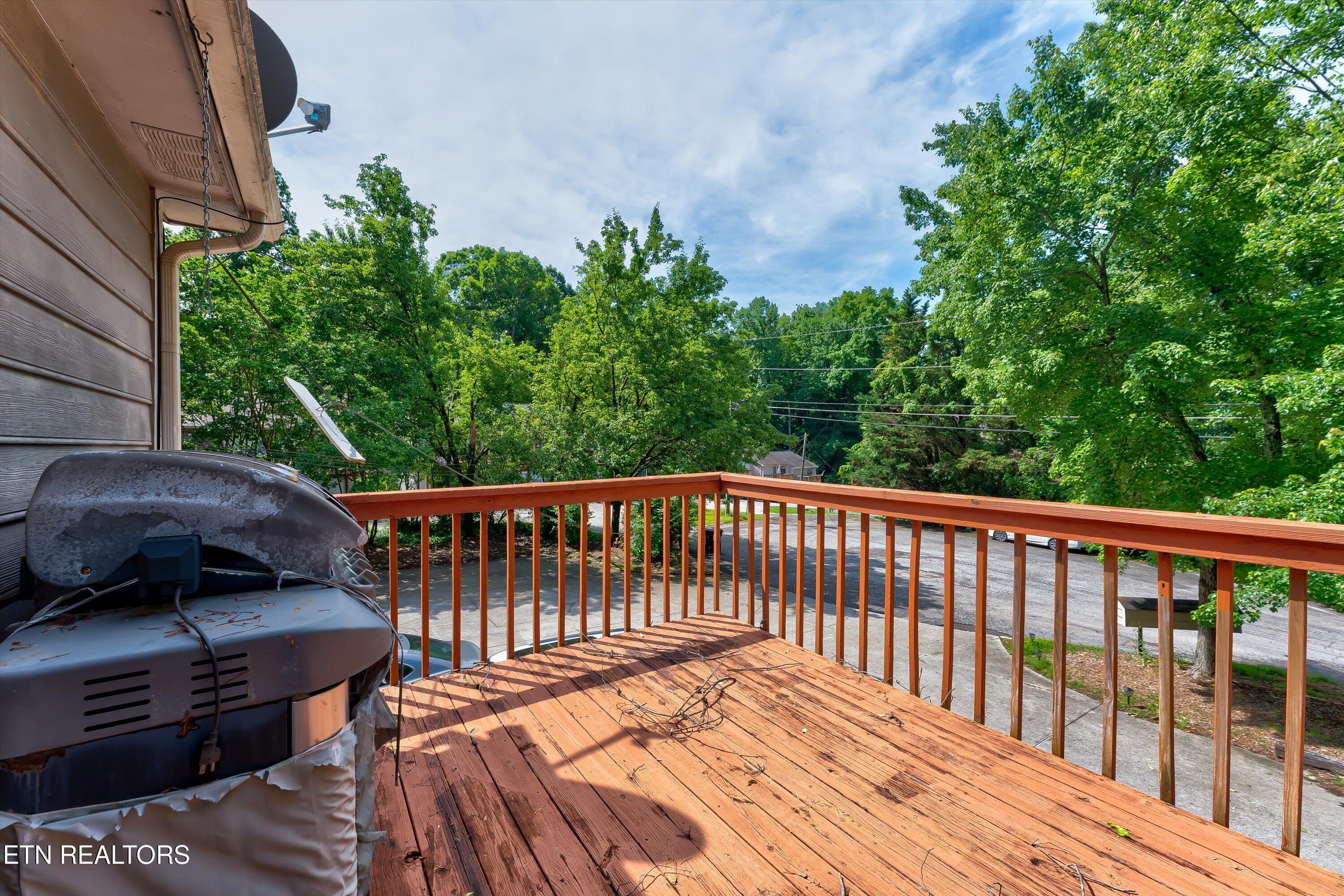 692 Shadywood Lane Knoxville TN 37923