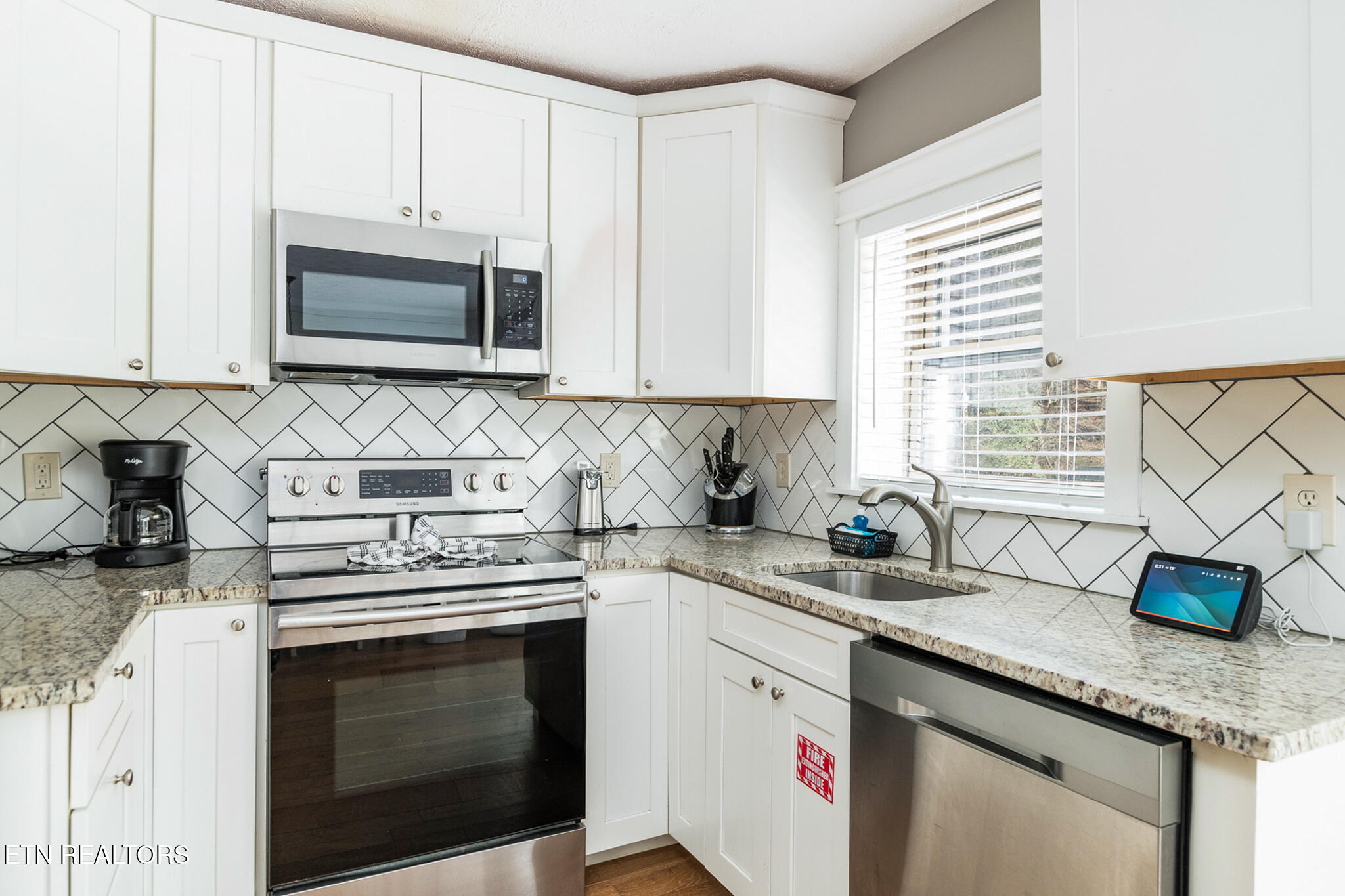 827 Mill Creek Road Pigeon Forge TN 37863