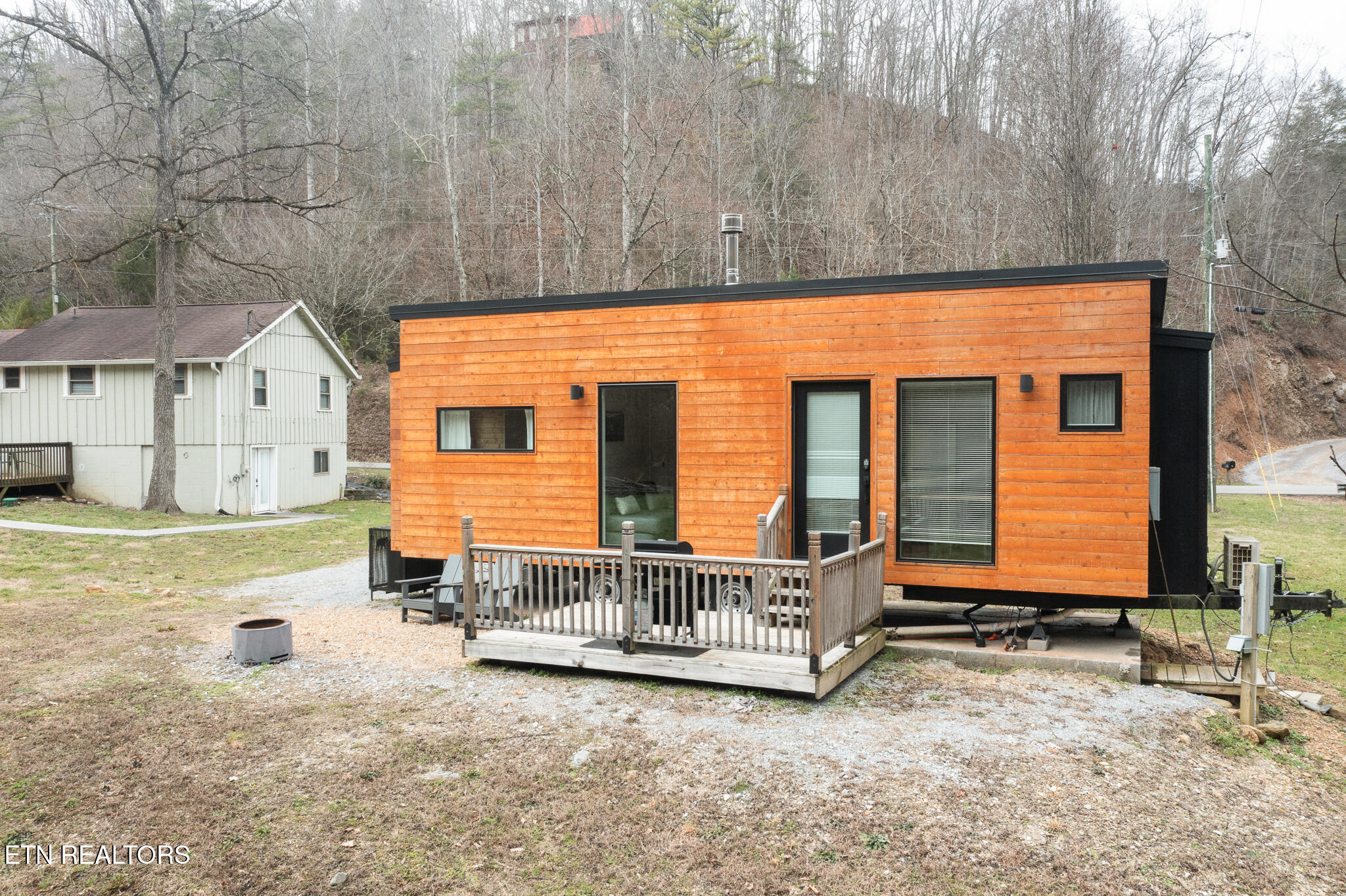 827 Mill Creek Road Pigeon Forge TN 37863