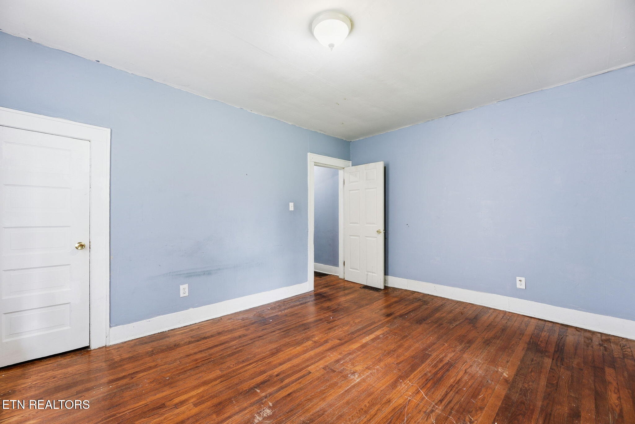 2644 E 5th Avenue Knoxville TN 37914