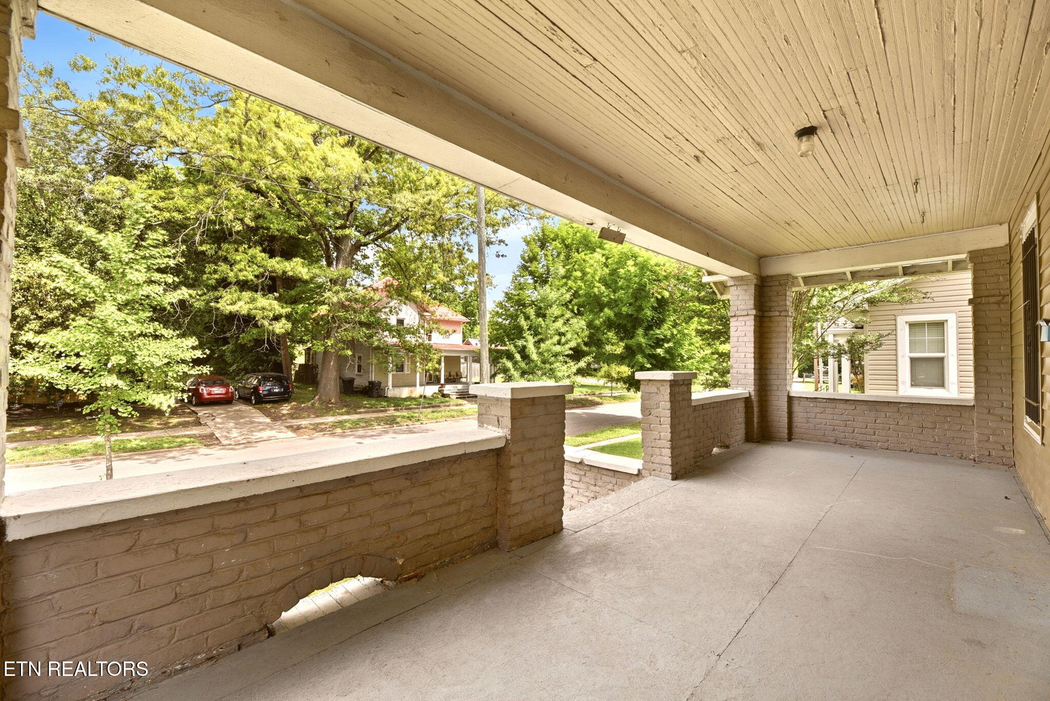 2644 E 5th Avenue Knoxville TN 37914
