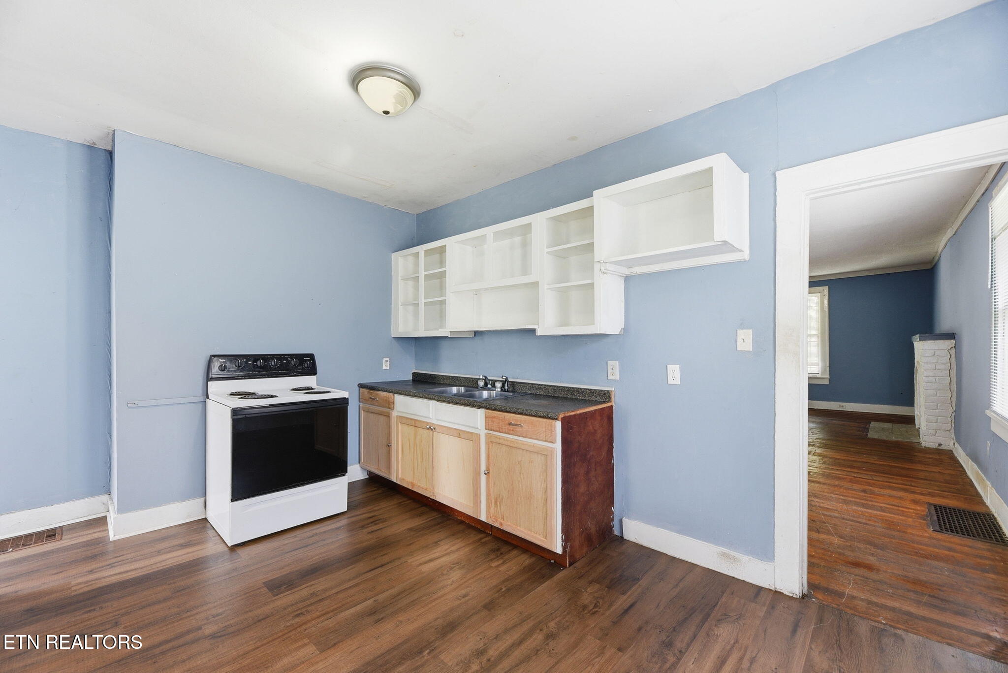 2644 E 5th Avenue Knoxville TN 37914