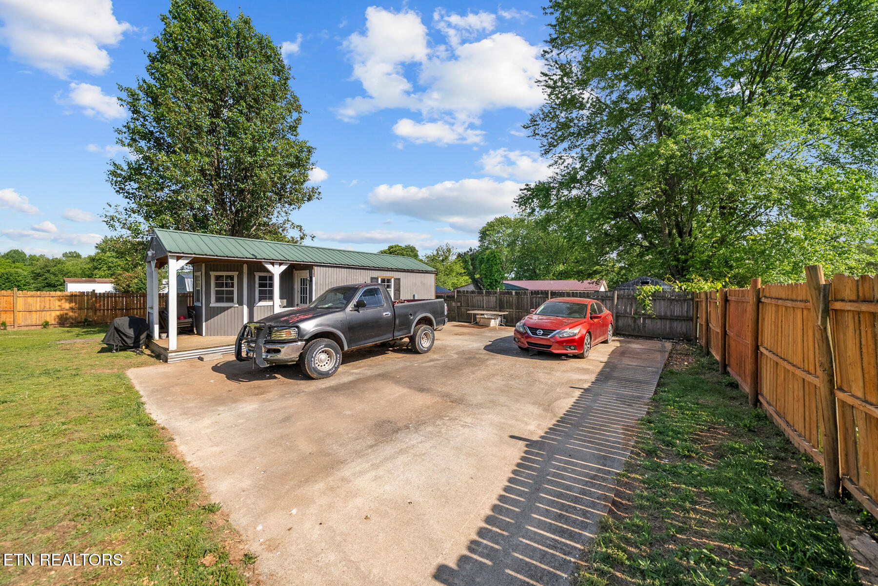 1608 Parker Road Sparta TN 38583