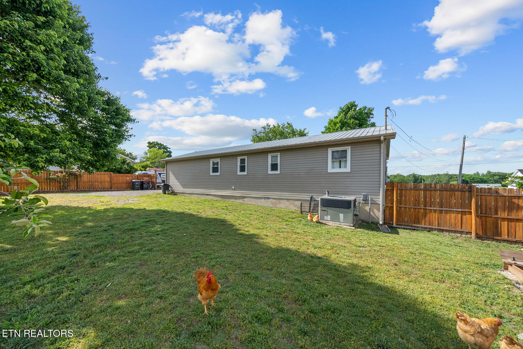 1608 Parker Road Sparta TN 38583