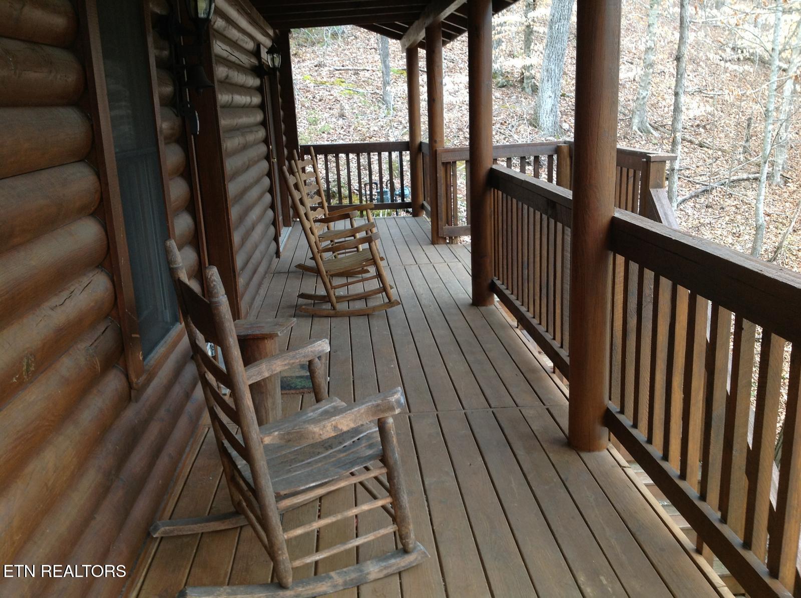 1009 Ravens Ford Way Sevierville TN 37876