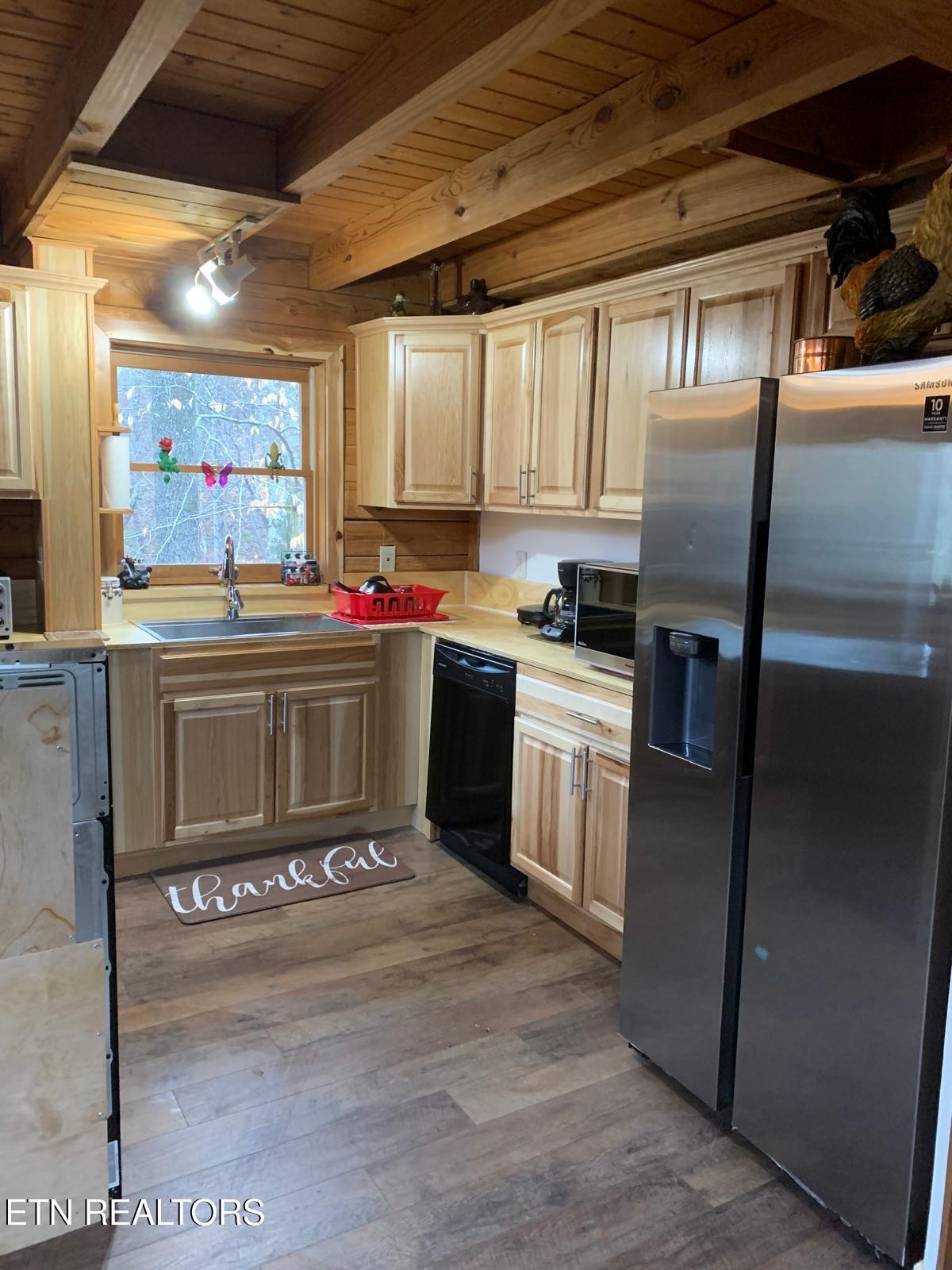 1009 Ravens Ford Way Sevierville TN 37876