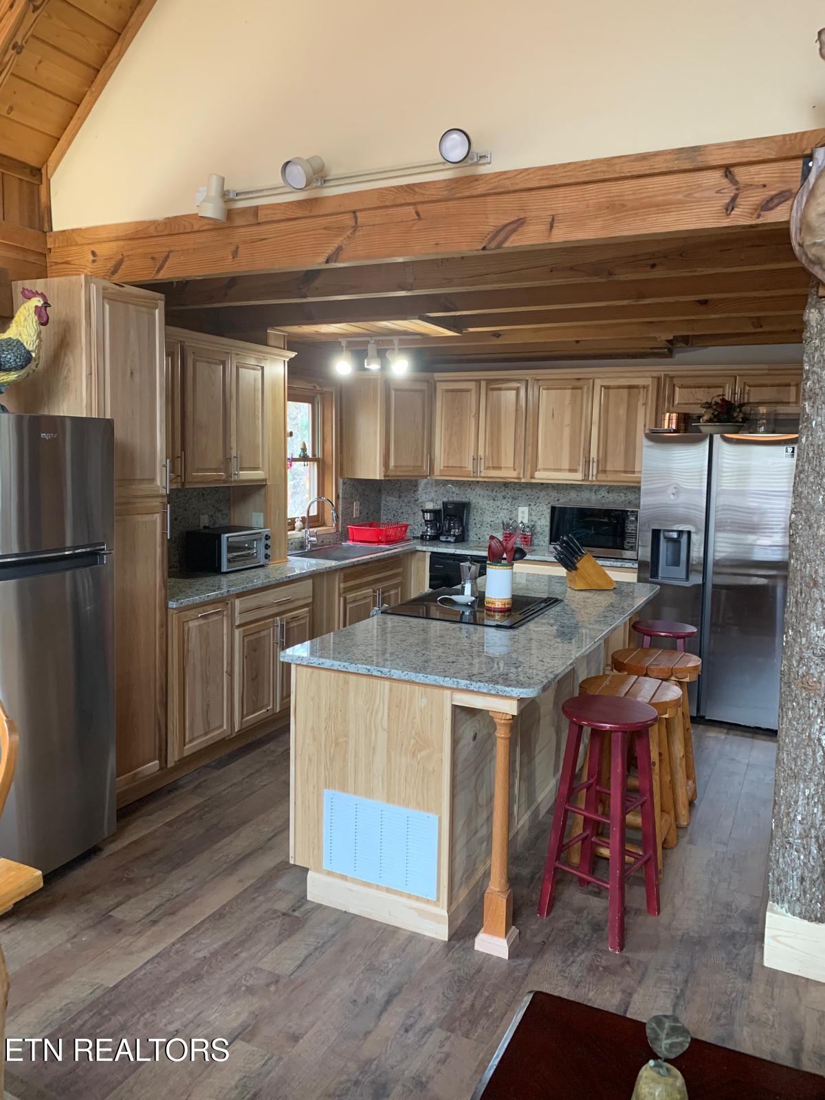 1009 Ravens Ford Way Sevierville TN 37876