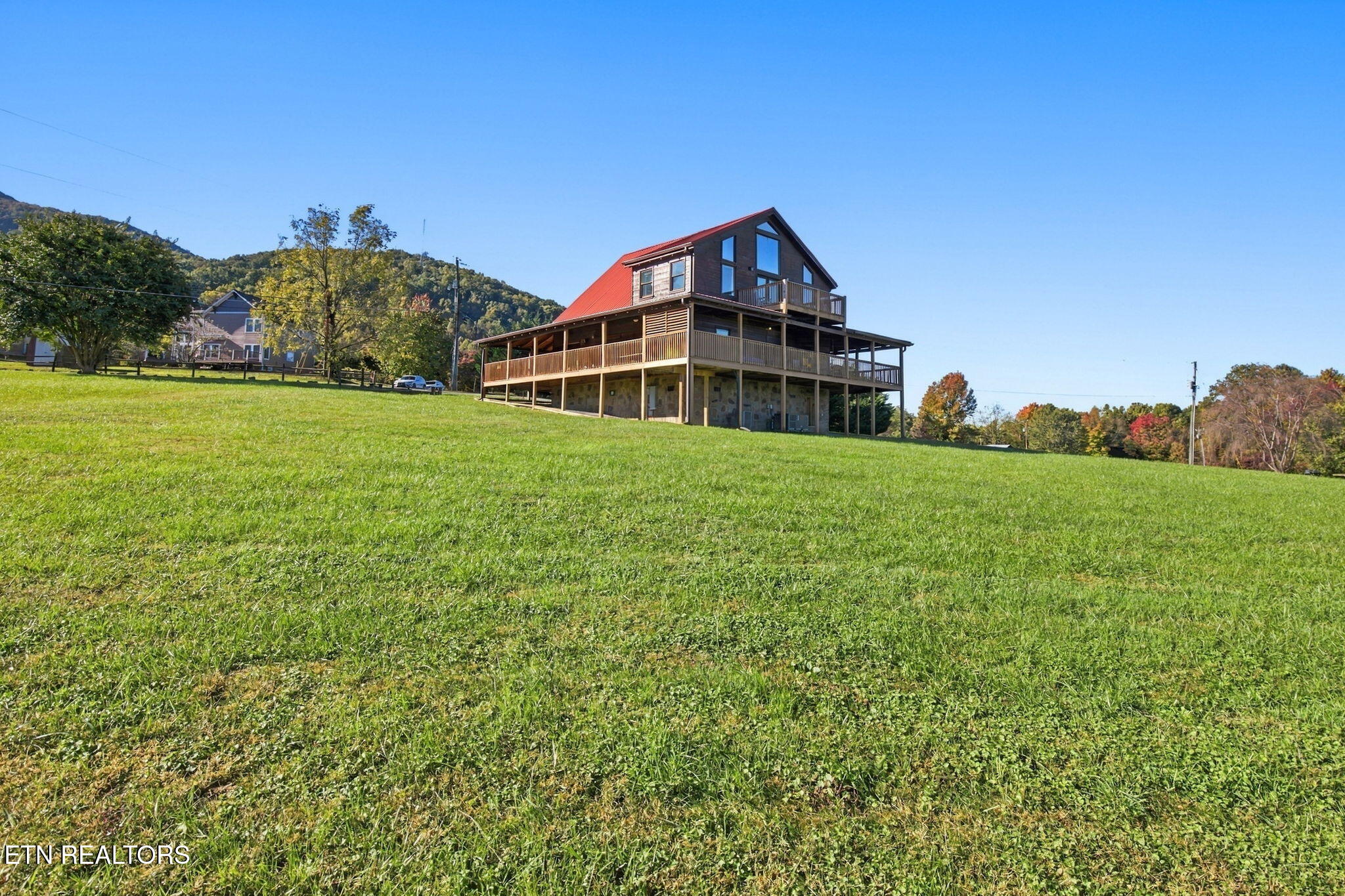 3213 Grinders Way Sevierville TN 37862