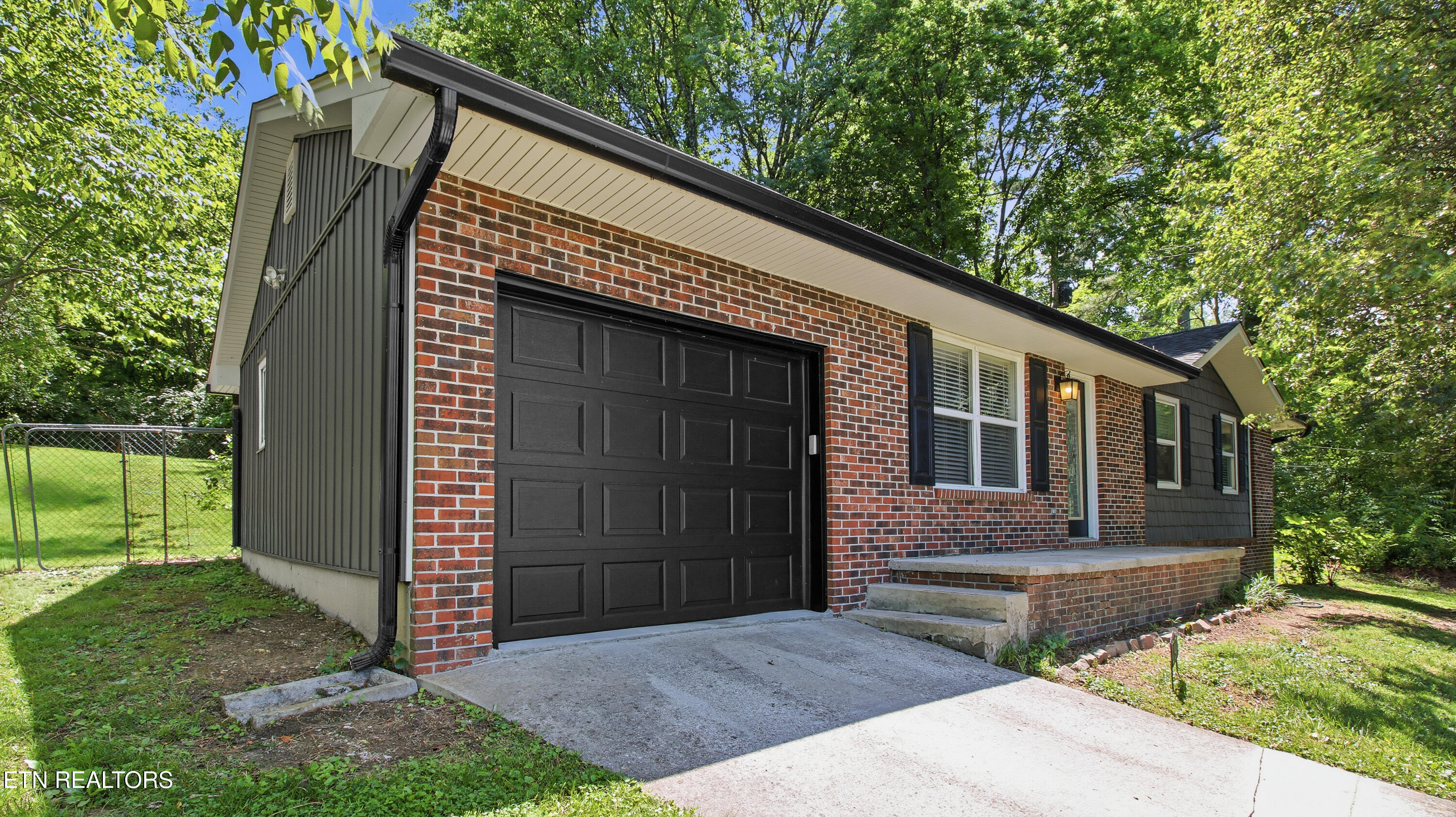 1940 Cecil Johnson Road Knoxville TN 37921