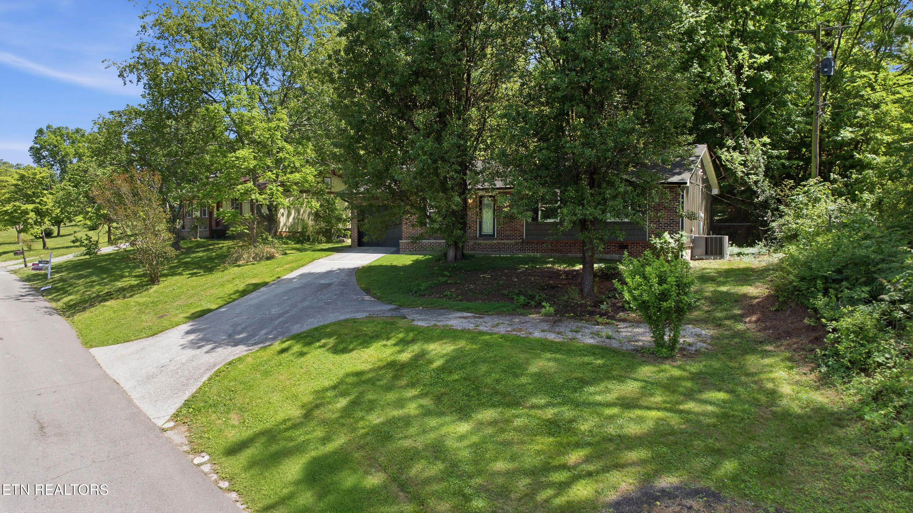 1940 Cecil Johnson Road Knoxville TN 37921