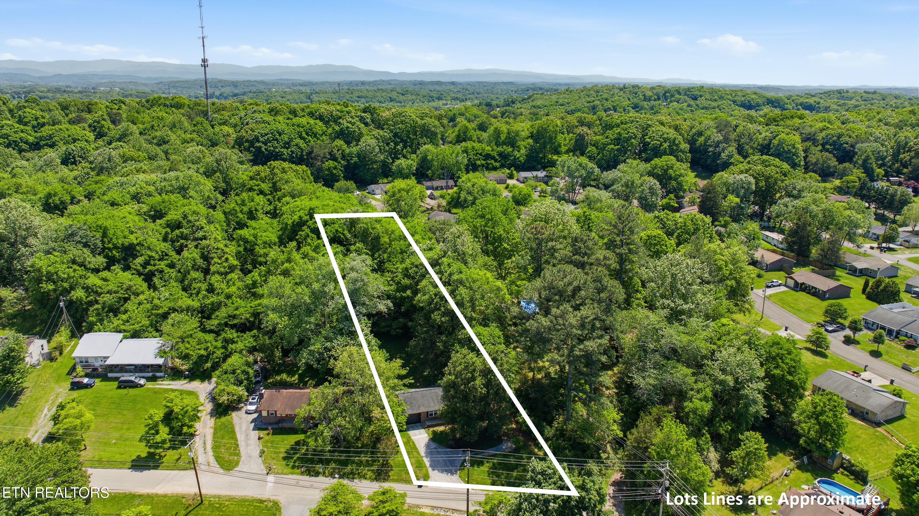 1940 Cecil Johnson Road Knoxville TN 37921