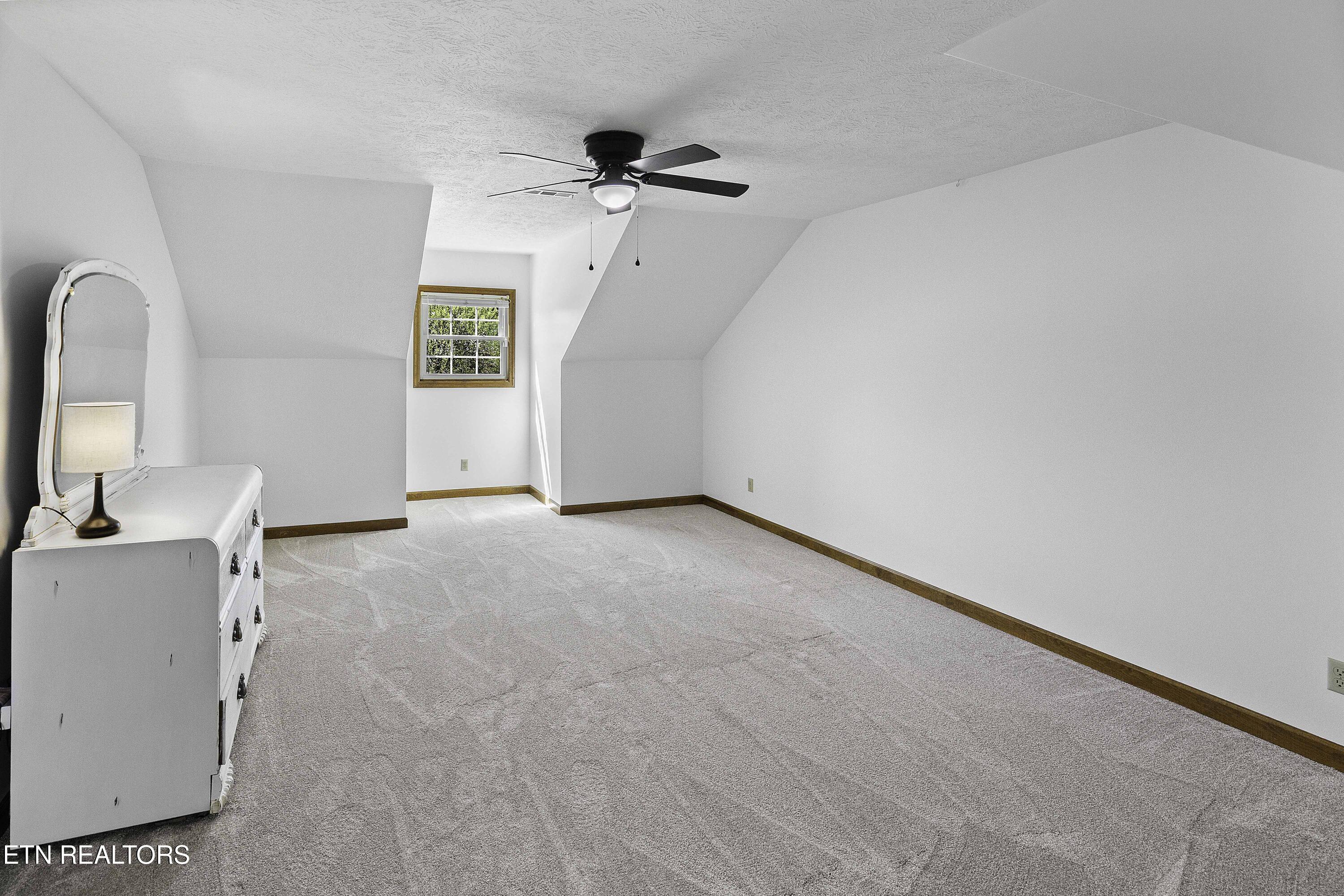 5624 Glenlyn Drive Powell TN 37849