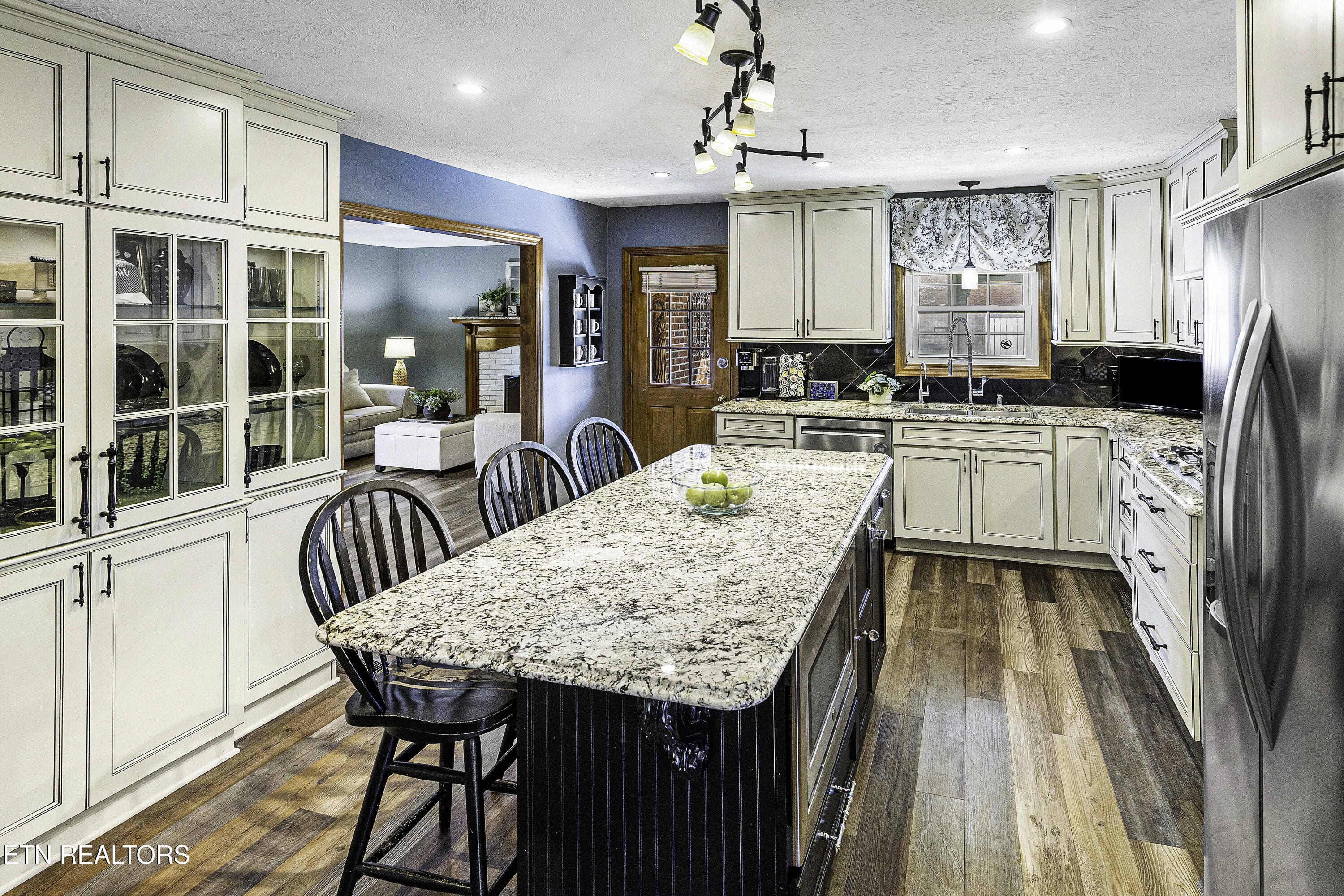 5624 Glenlyn Drive Powell TN 37849
