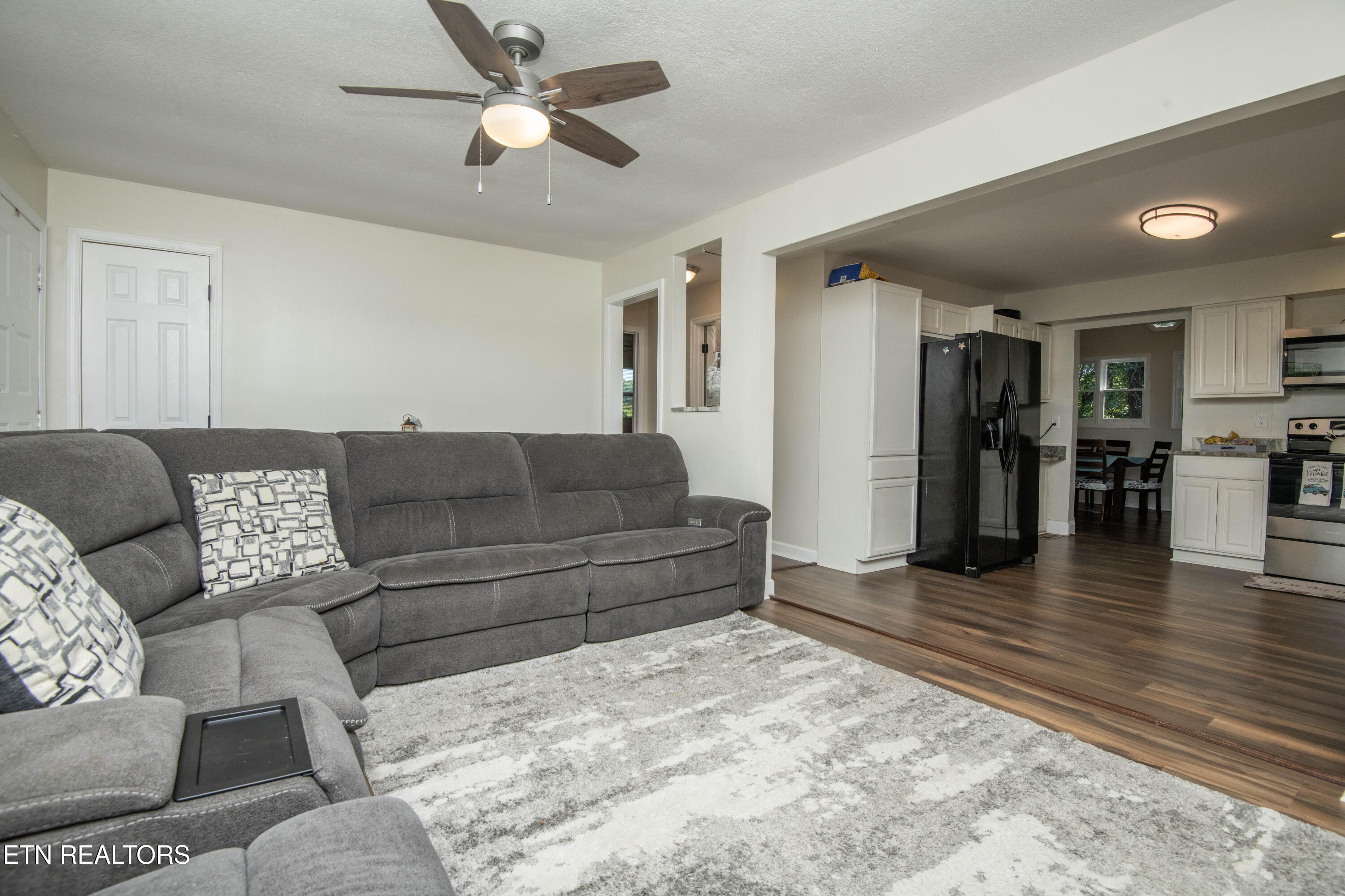 1612 NW Helmbolt Road Knoxville TN 37909