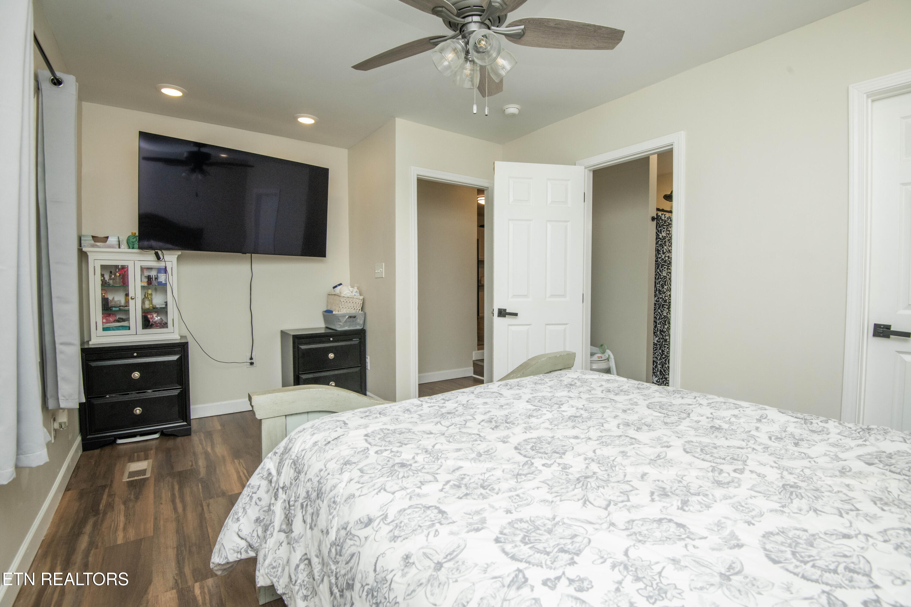 1612 NW Helmbolt Road Knoxville TN 37909