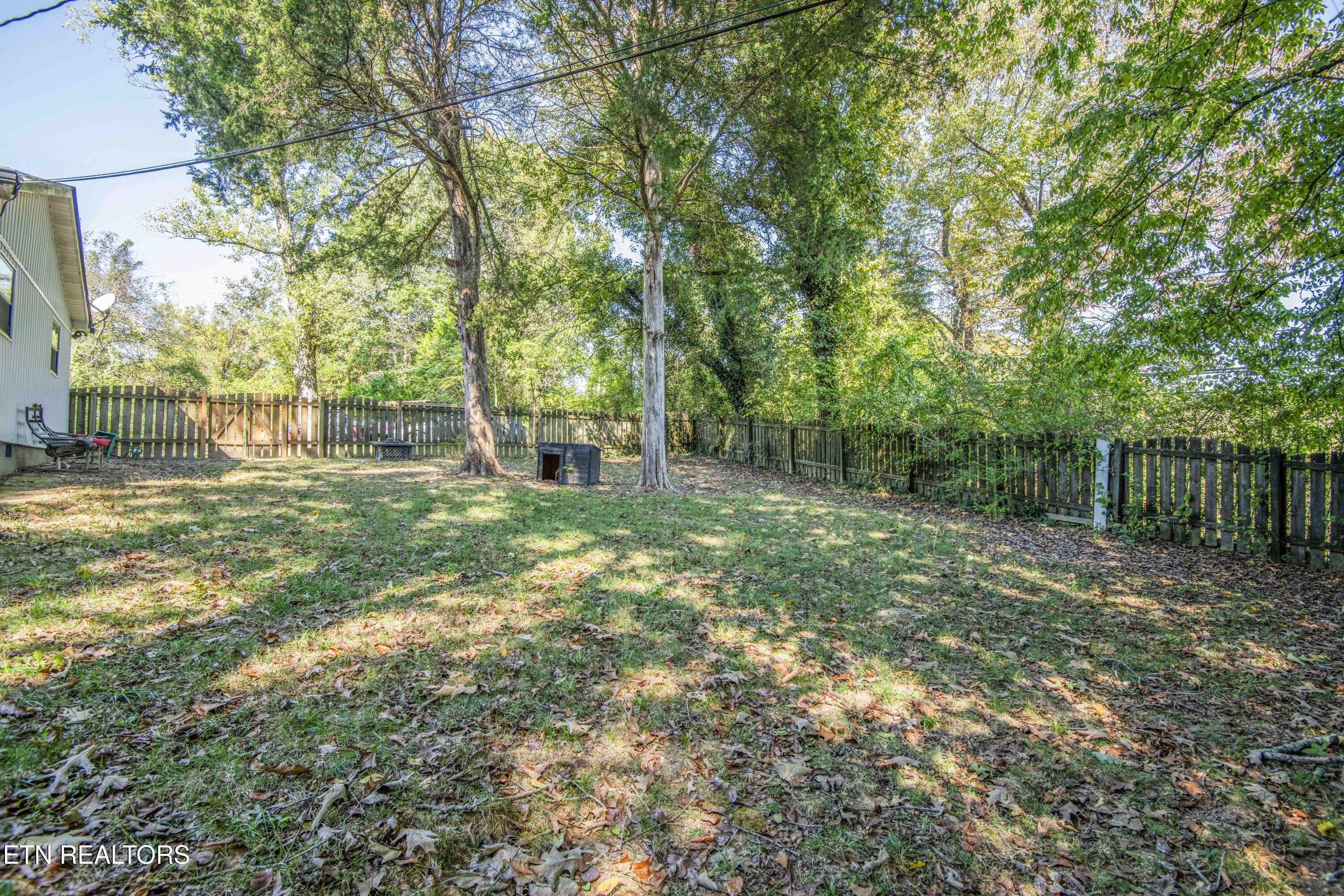 1612 NW Helmbolt Road Knoxville TN 37909