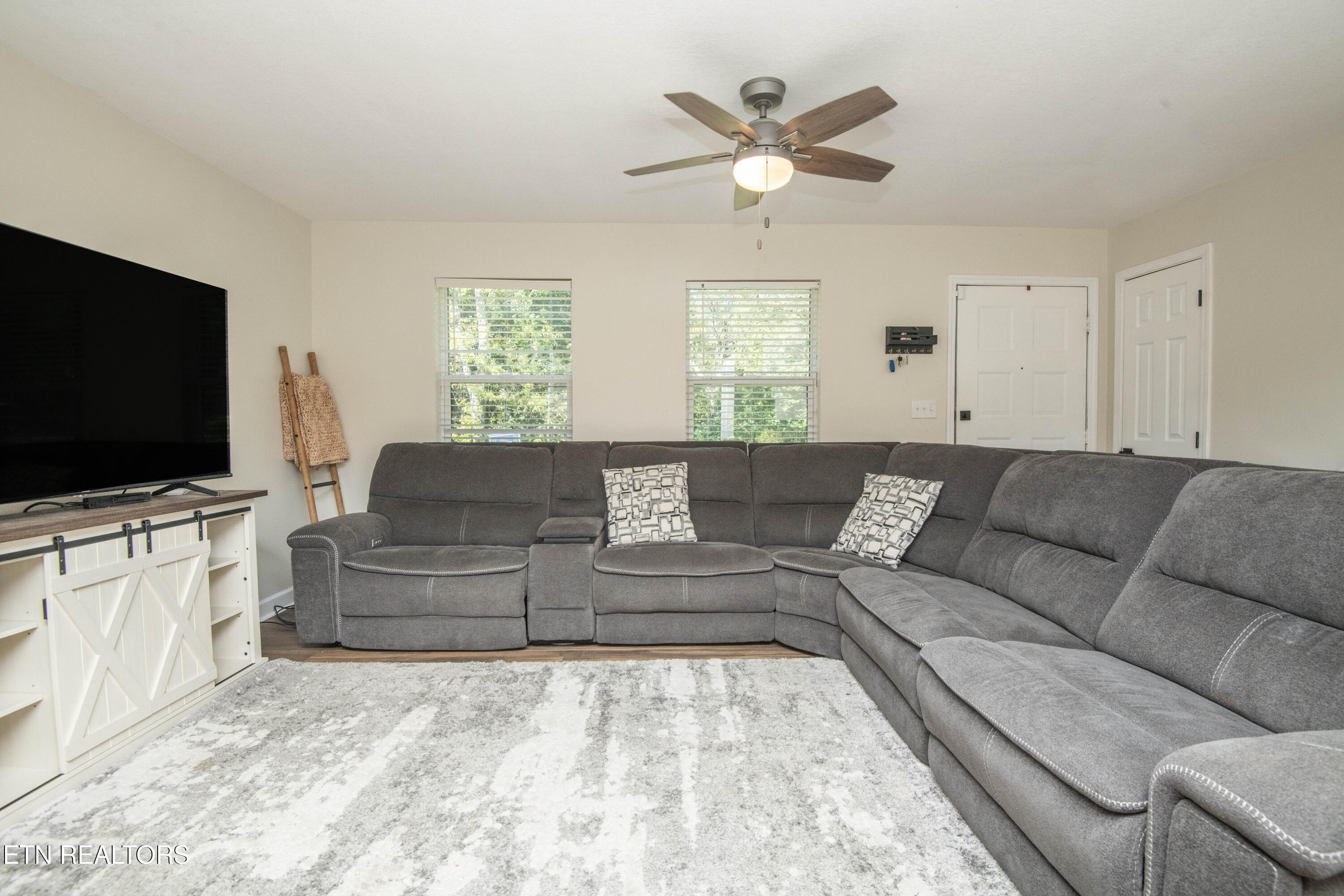 1612 NW Helmbolt Road Knoxville TN 37909