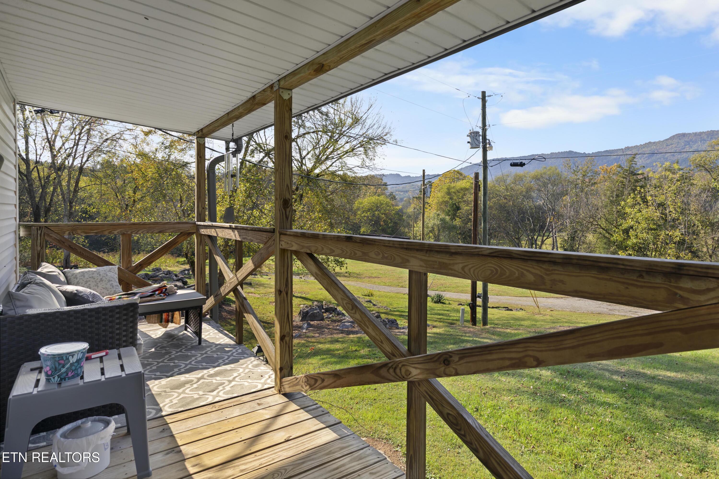 221 Sinnamon Lane Rutledge TN 37861