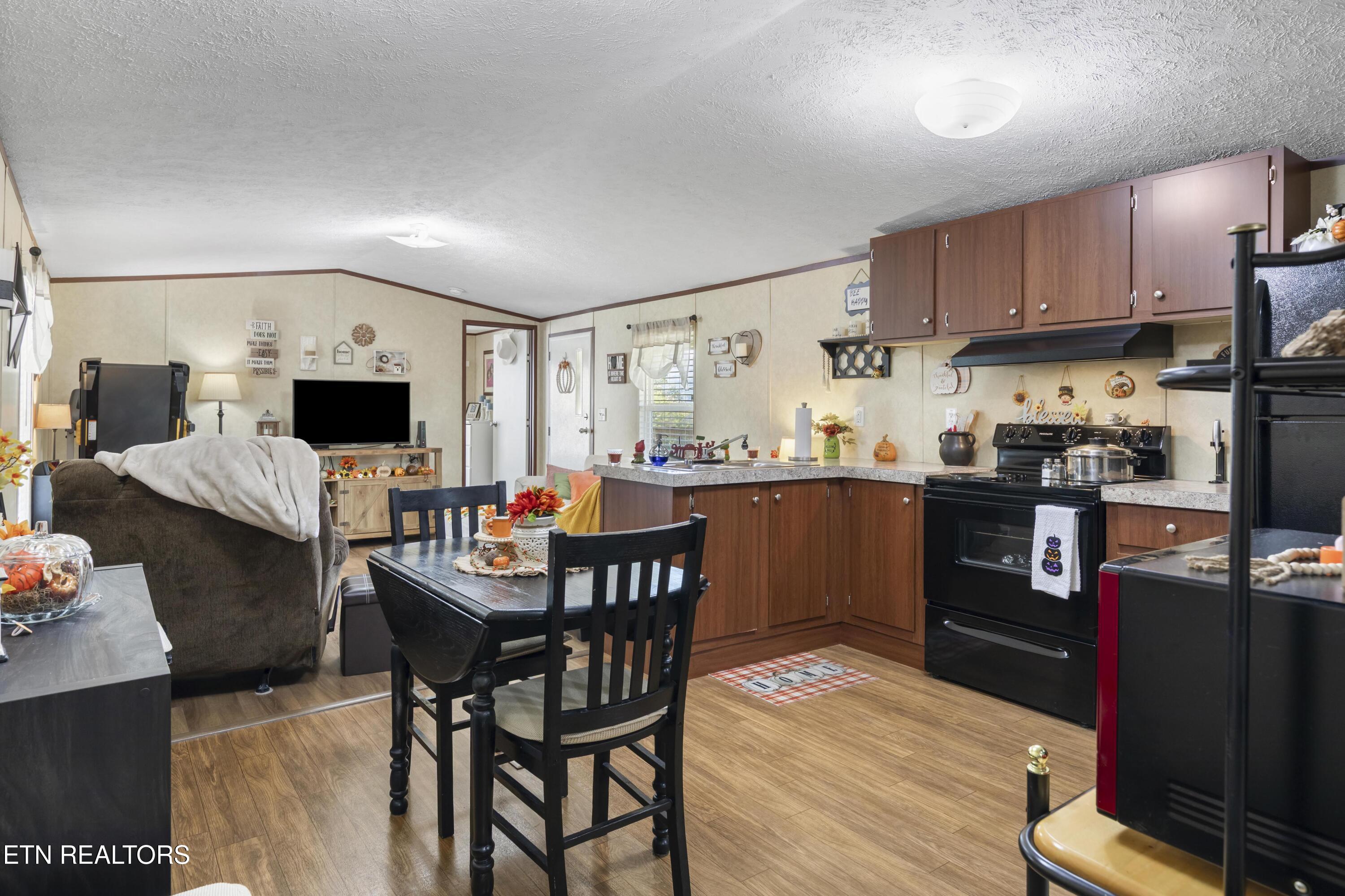 221 Sinnamon Lane Rutledge TN 37861